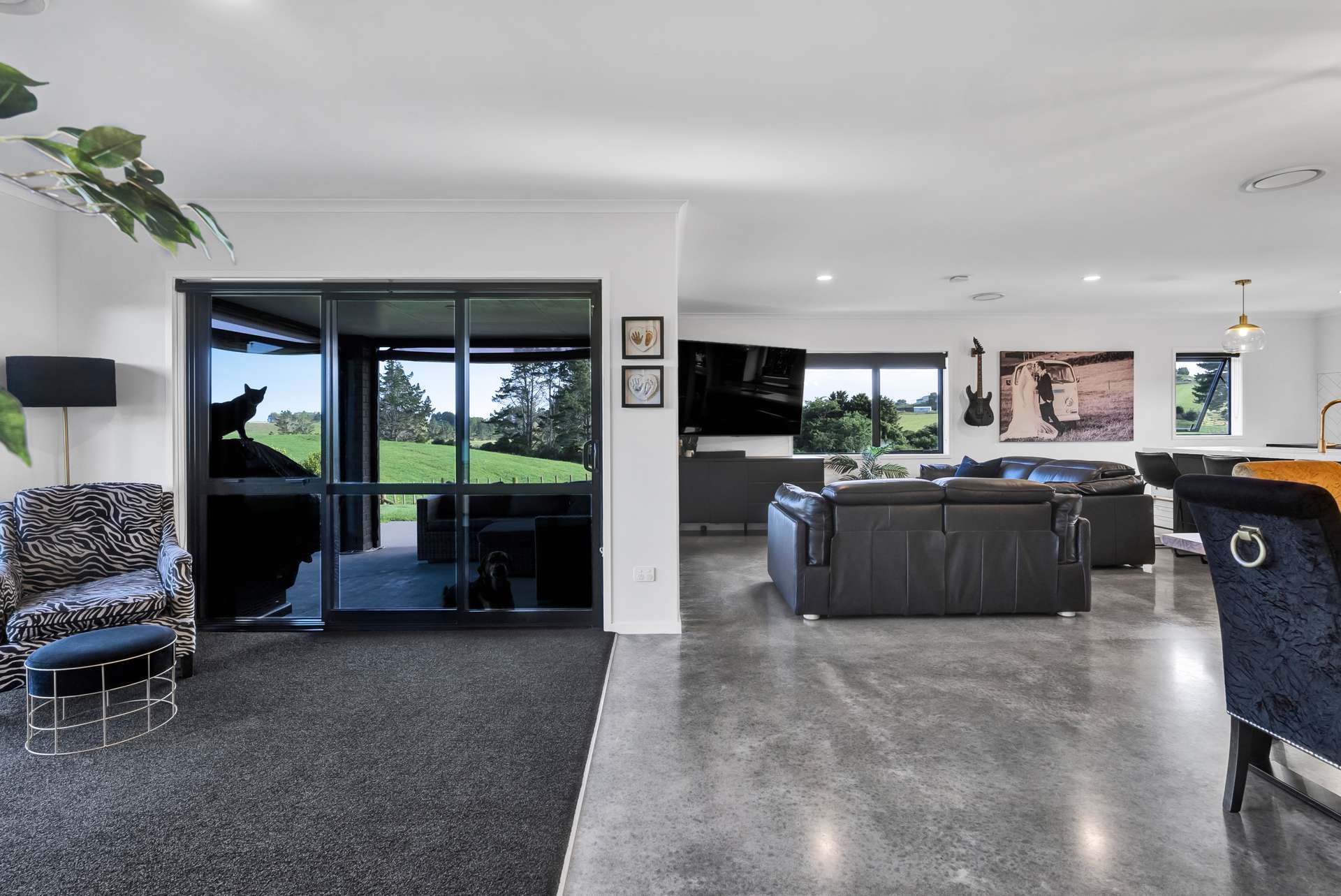 103 King Road photo 6
