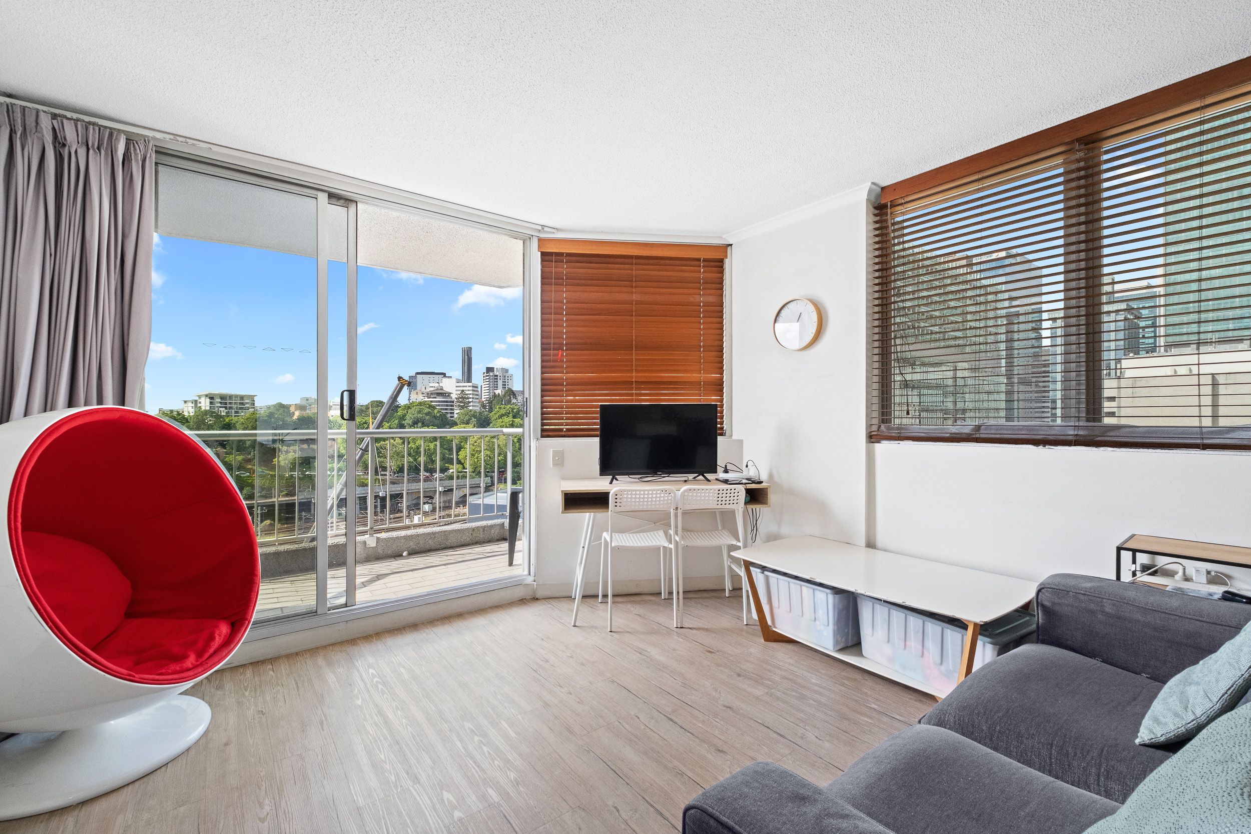 1606/160 Roma Street — photo 4 of 13