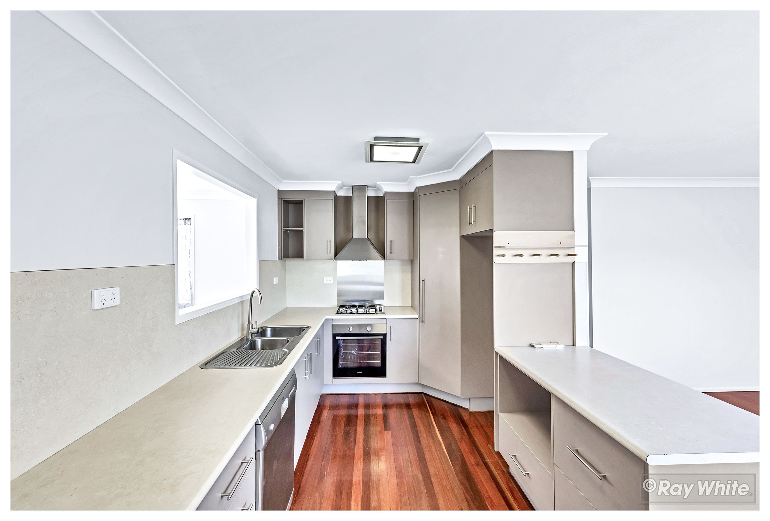314 Farm Street — photo 4 of 30