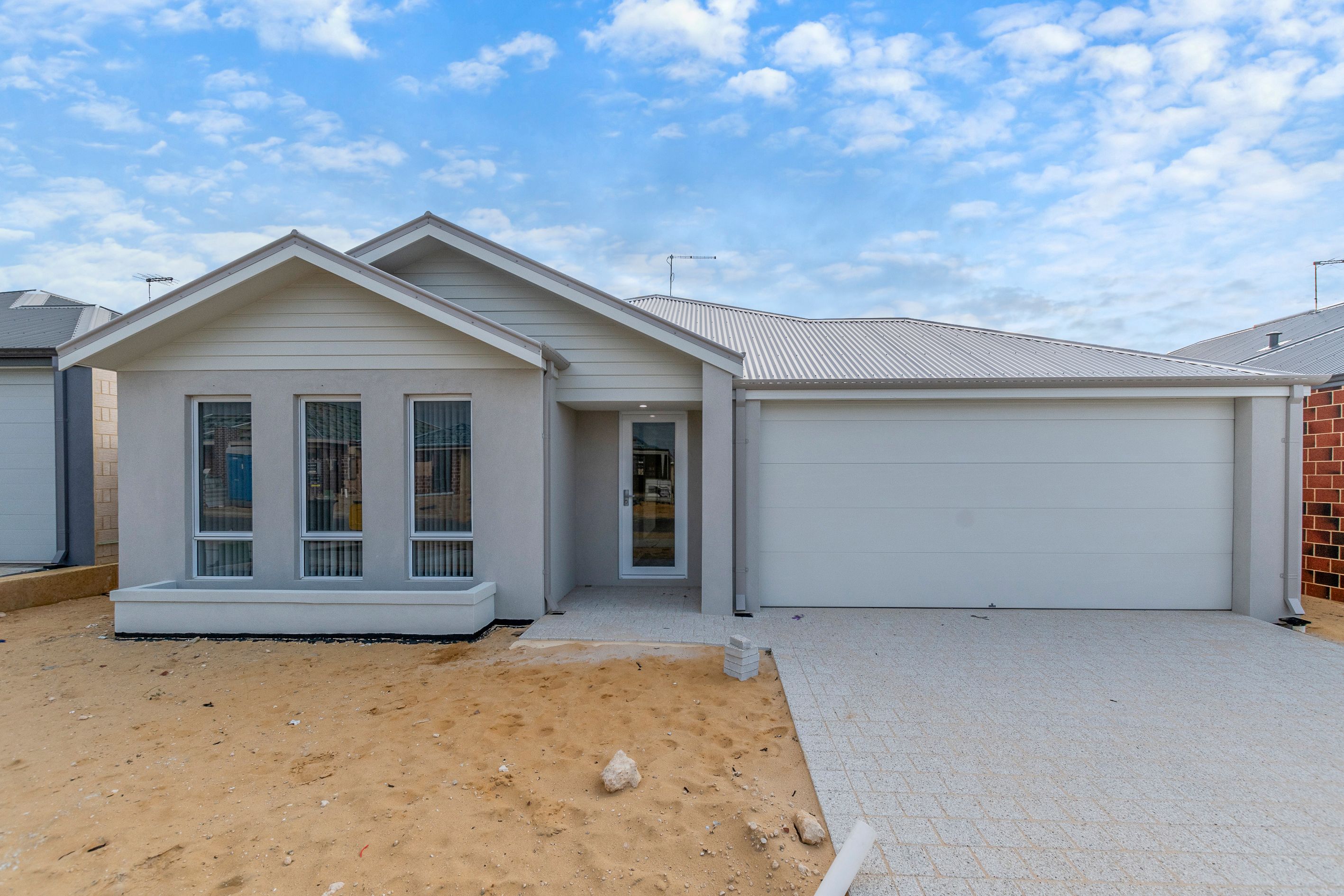 15 Belford Road, Lakelands, WA 6180
