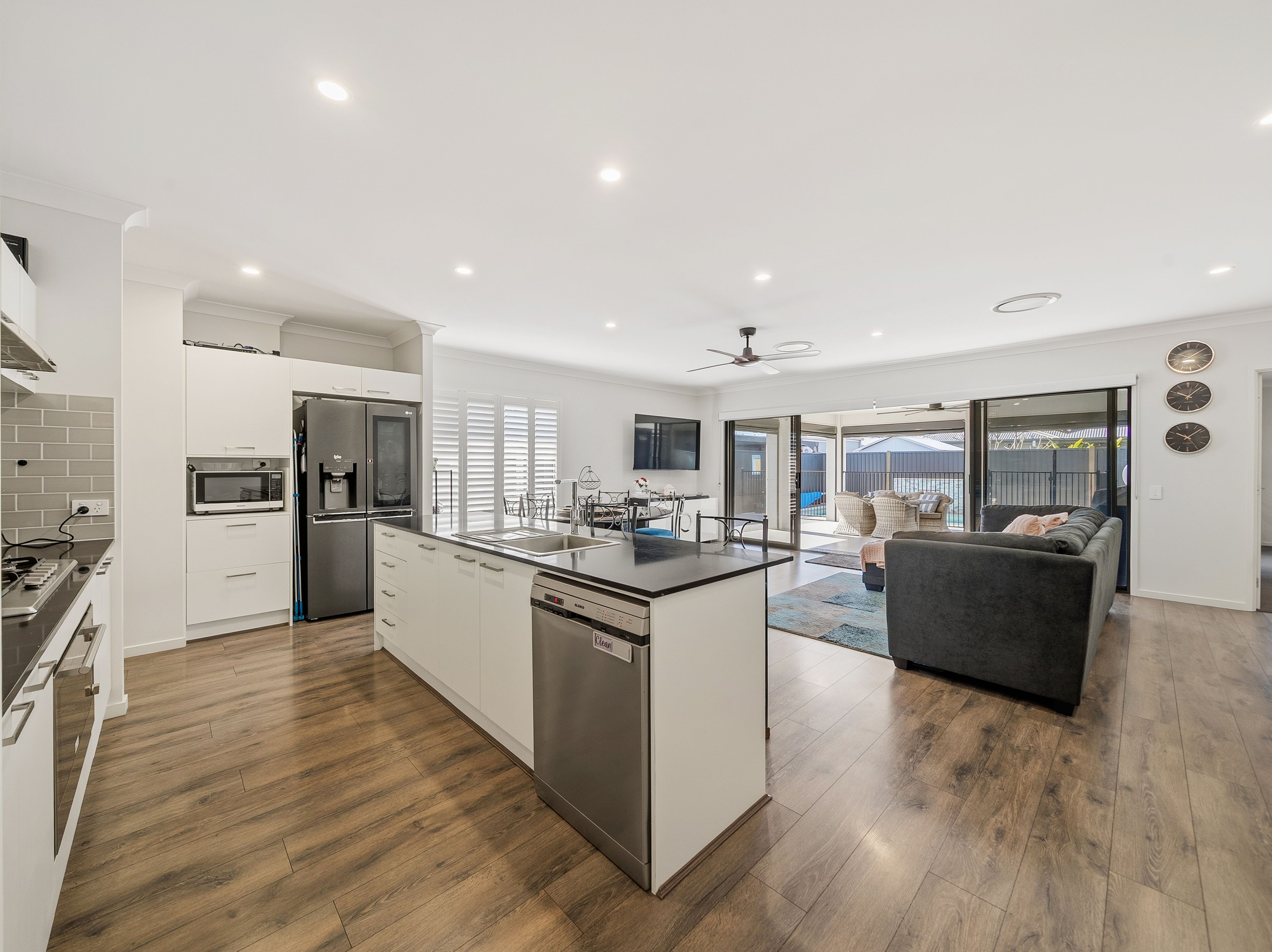 57 Normanby Crescent — photo 3 of 20