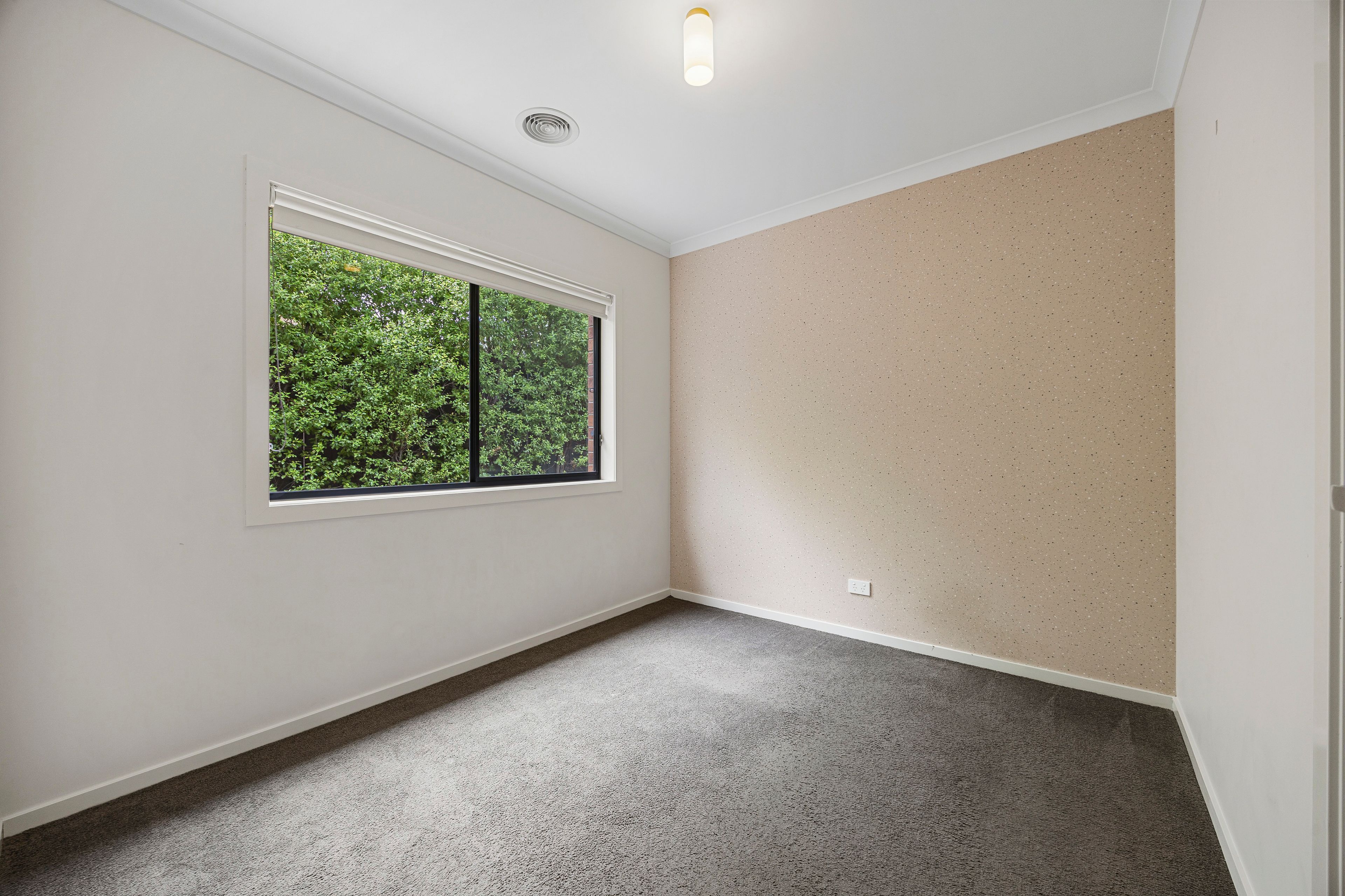359 Glenelg Highway — photo 10 of 14