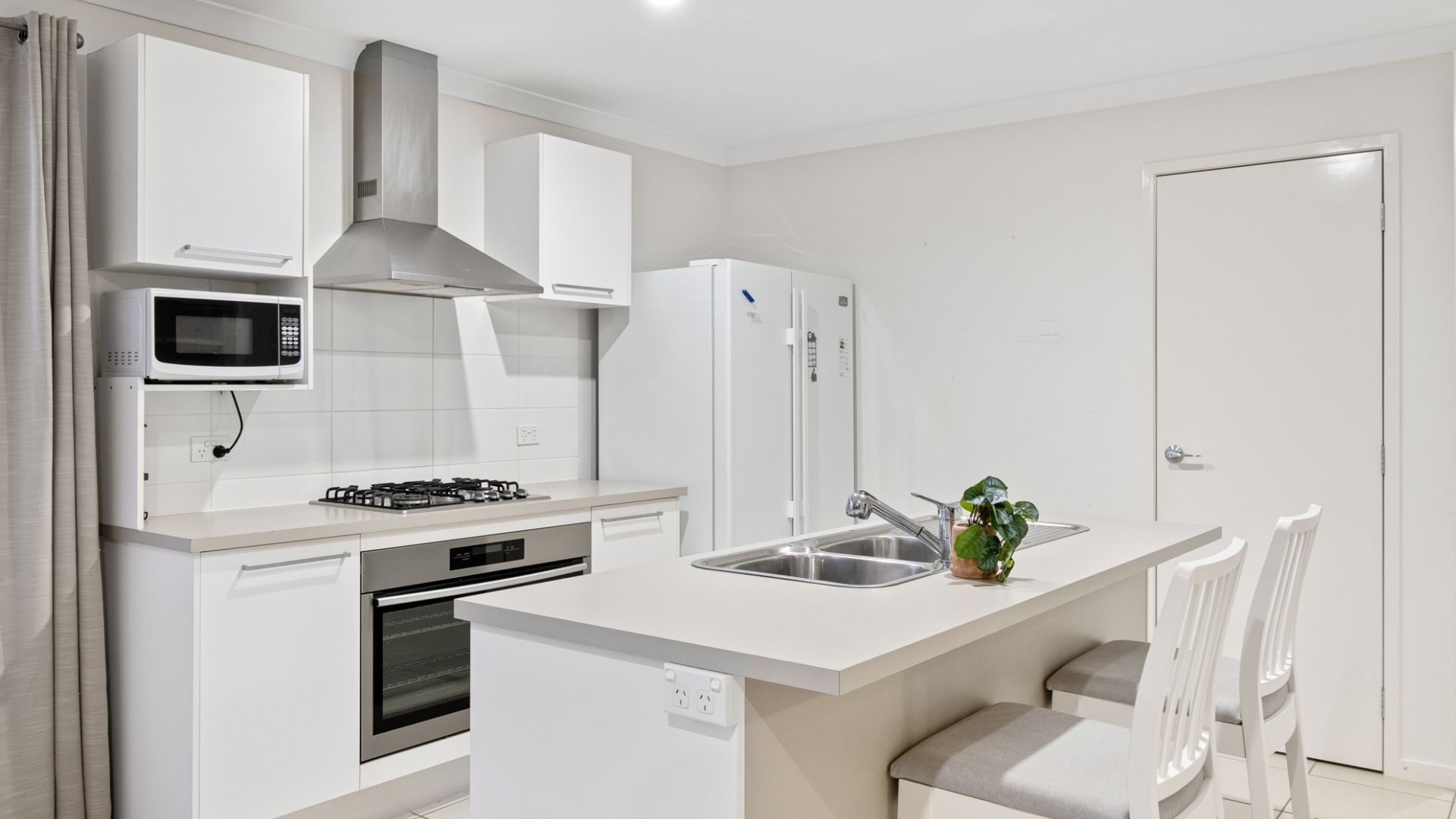 33 Follett Street, Yarrabilba, QLD 4207