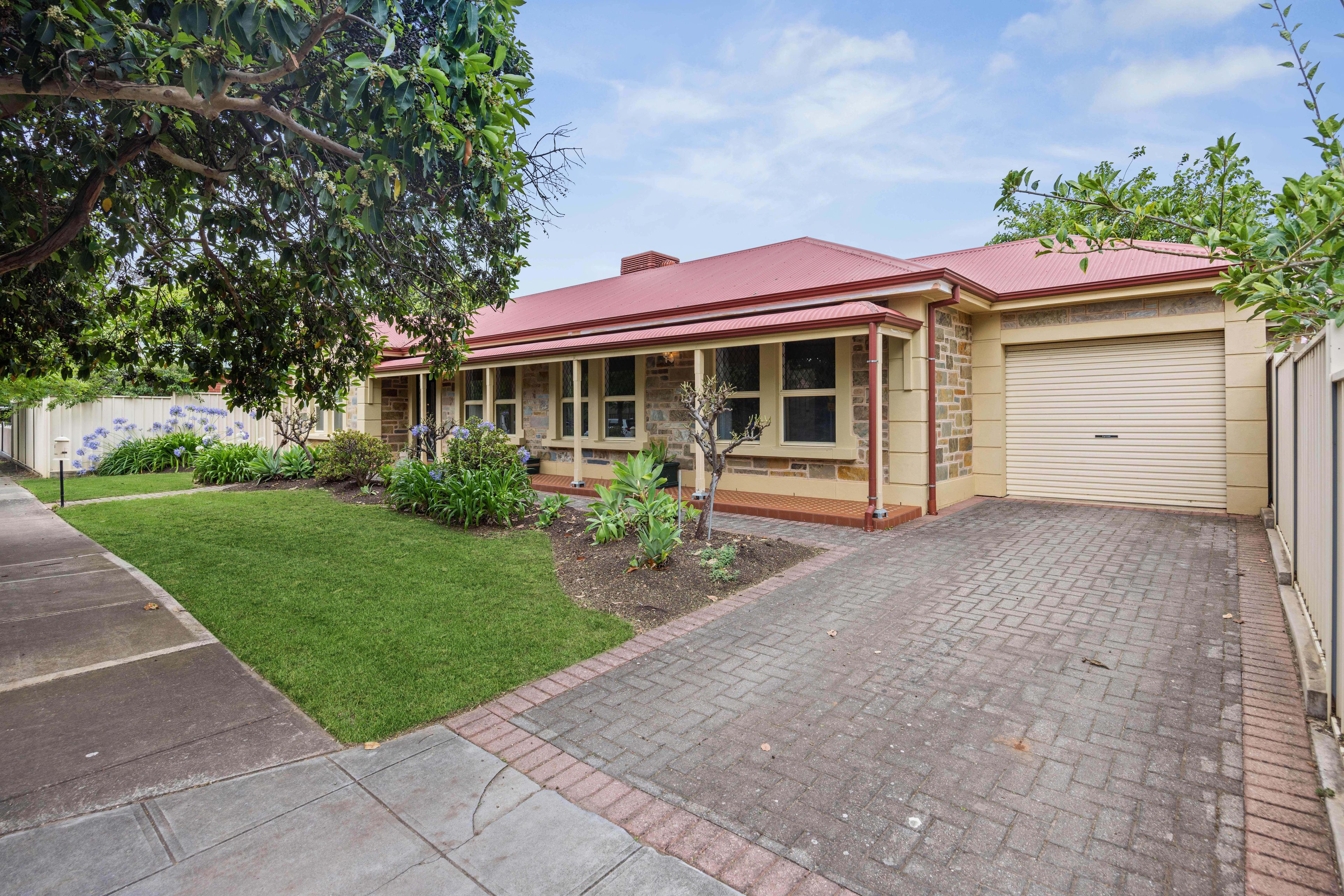 76 Canterbury Avenue, Payneham South, SA 5070 Leased House Ray