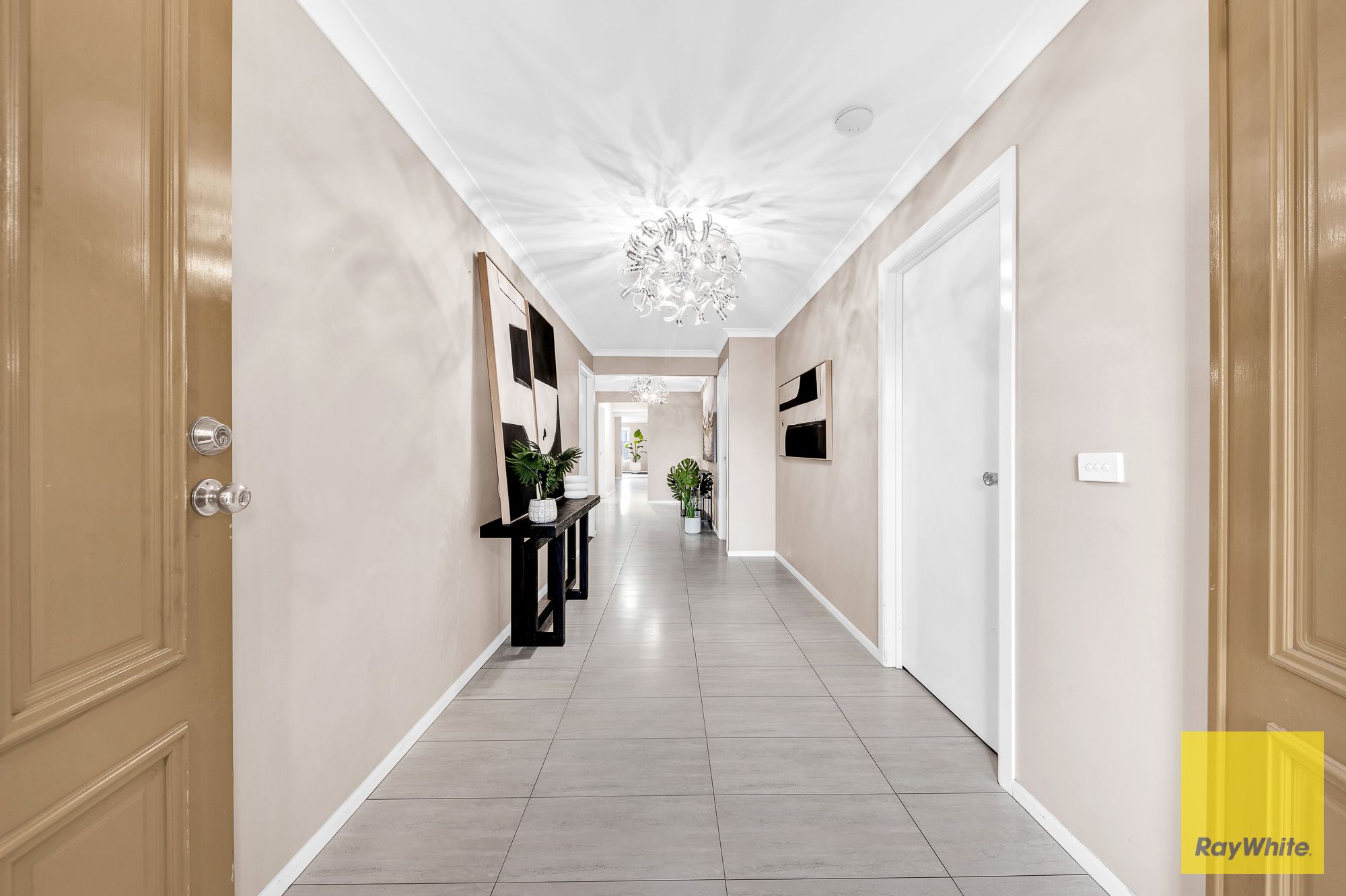 33 Finsbury Crescent, MANOR LAKES, VIC 3024