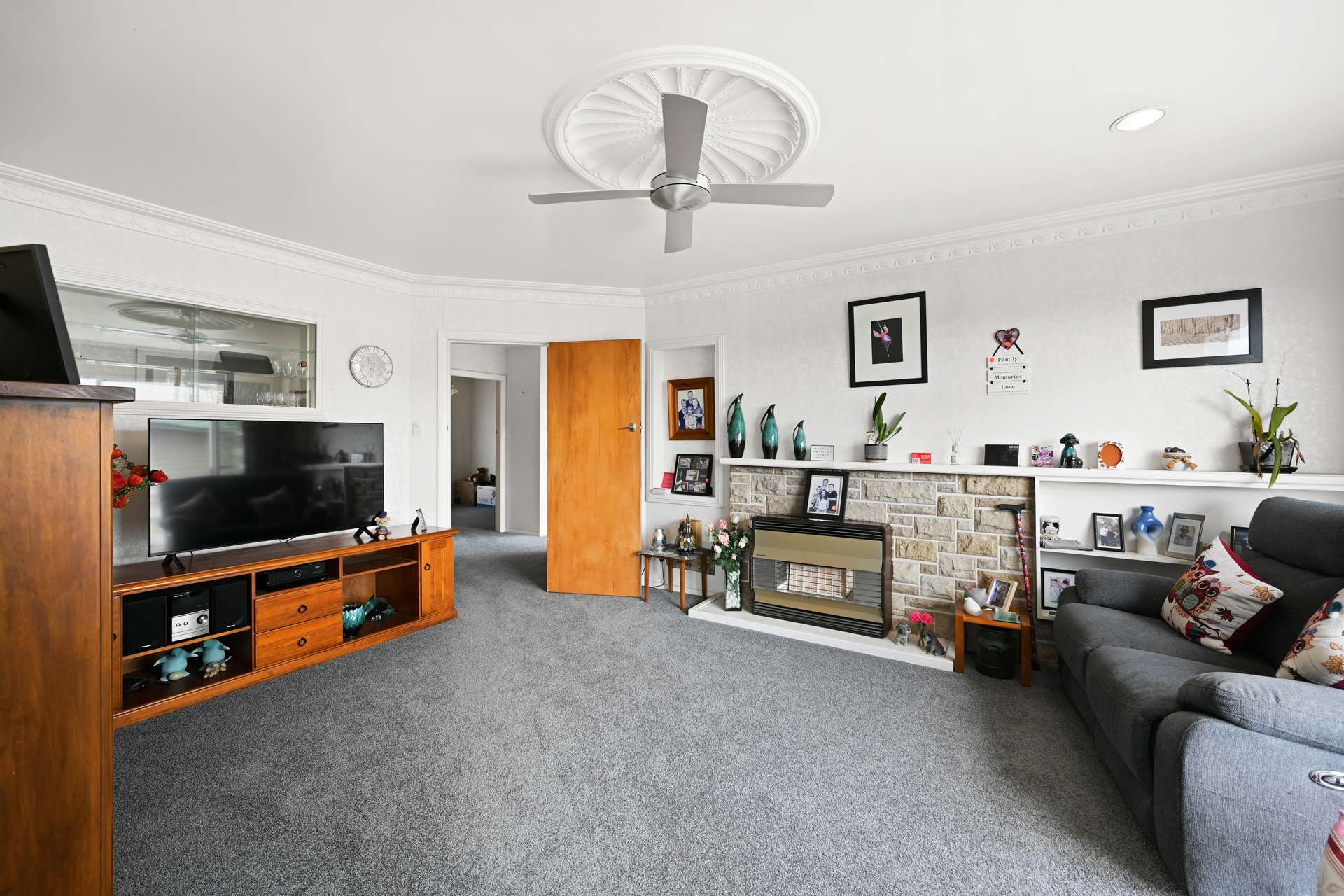 96 Newcastle Road photo 5