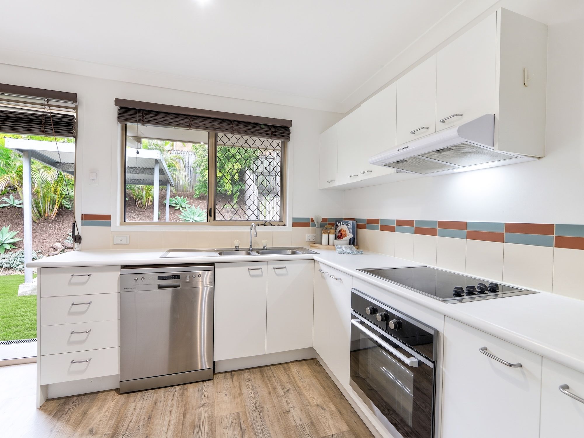 127/6-10 Bourton Road — photo 7 of 29