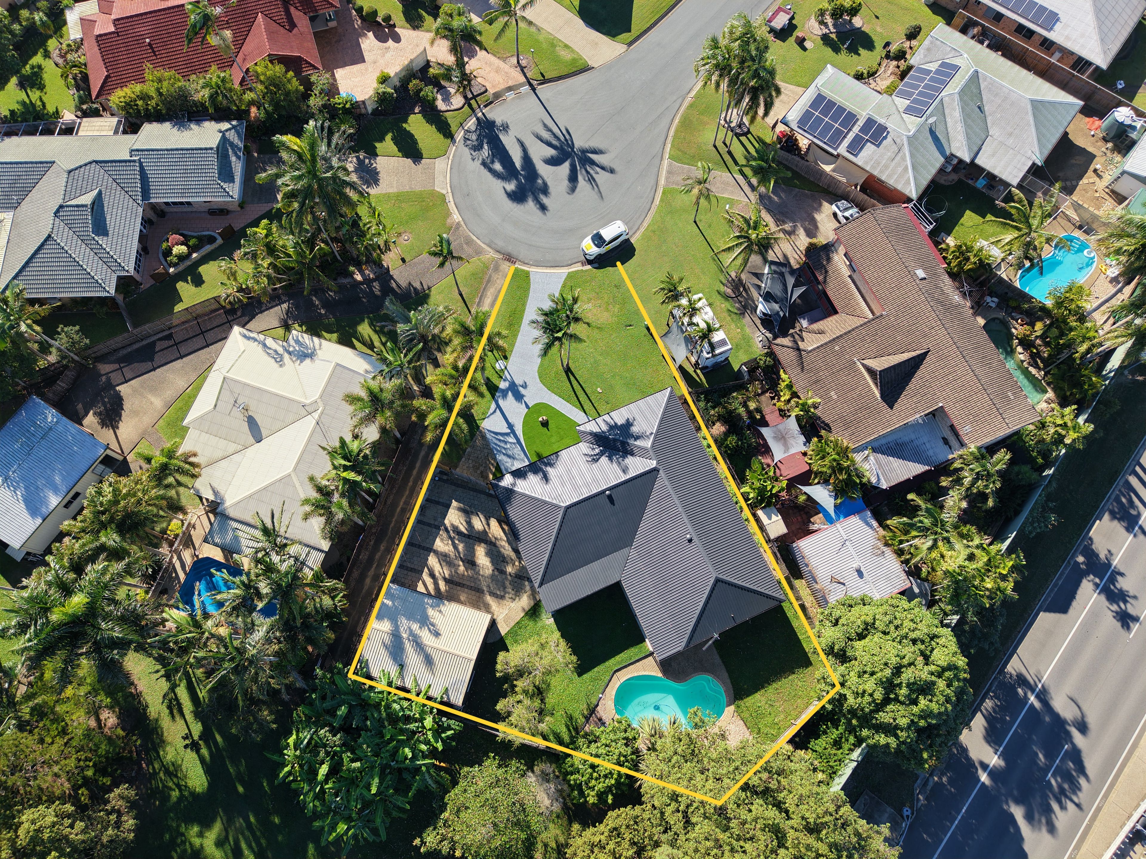 4 Bradman Drive, Glenella, QLD 4740