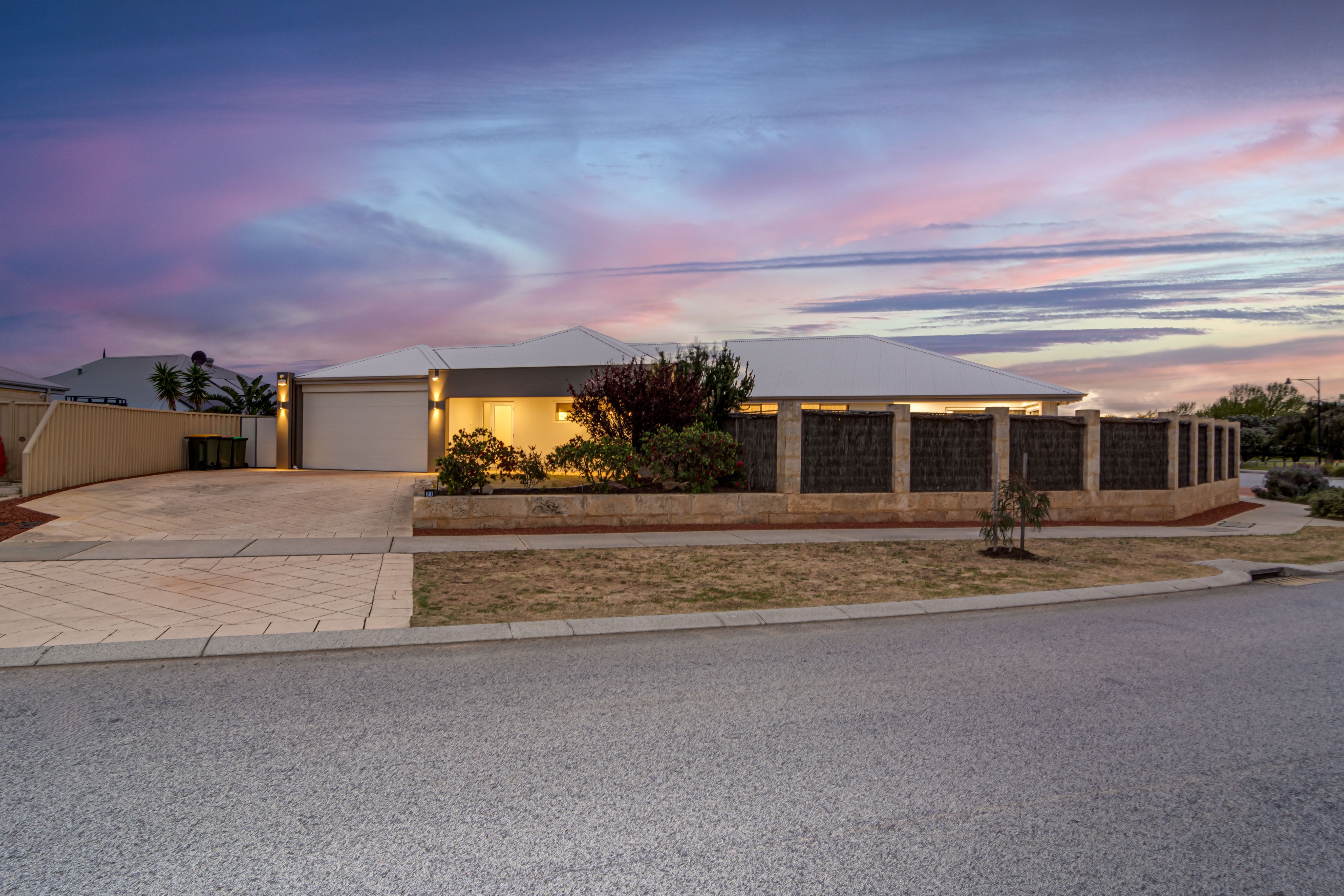 21 Thurleigh Approach, Butler, WA 6036