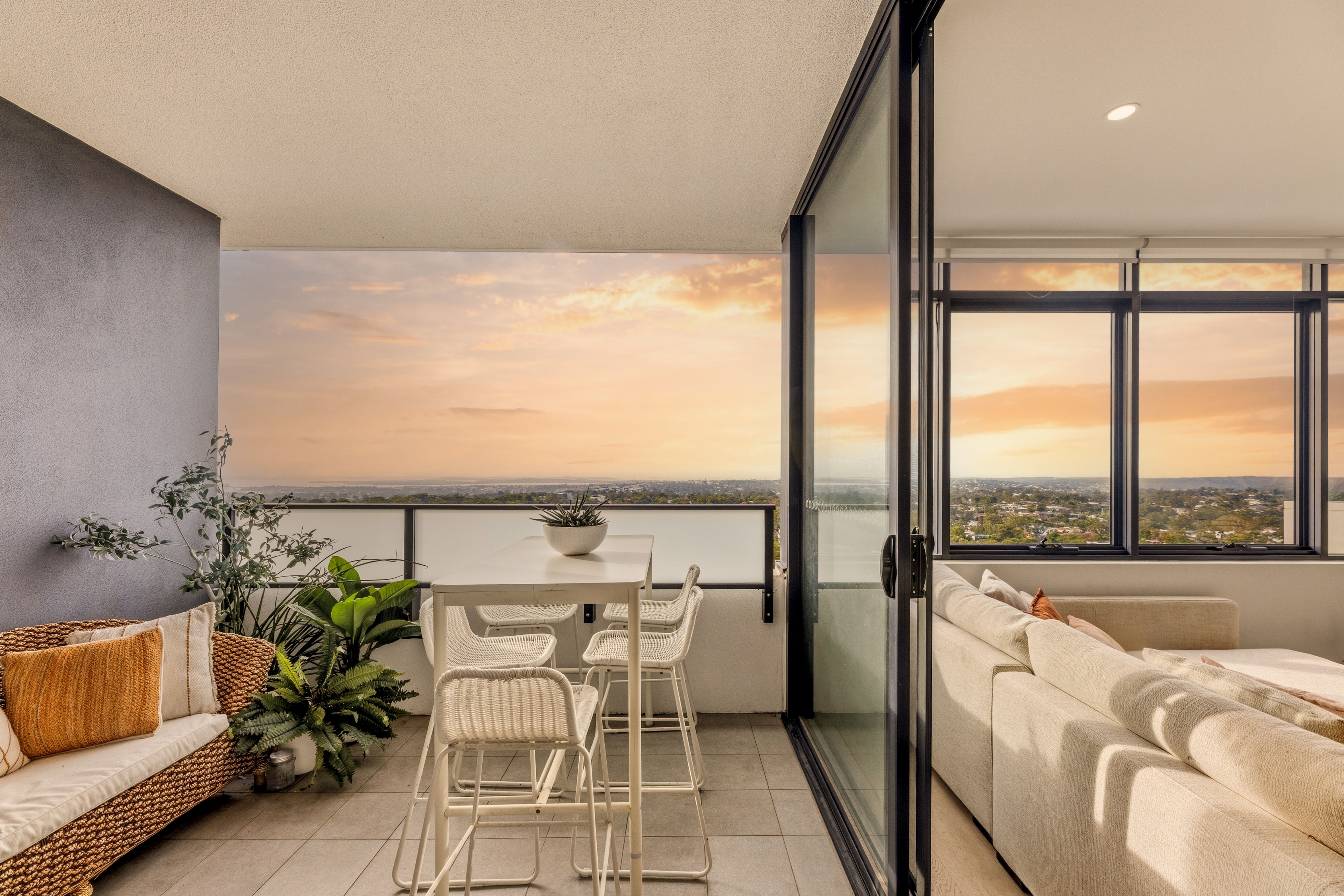 804/10 Village Place, Kirrawee, NSW 2232