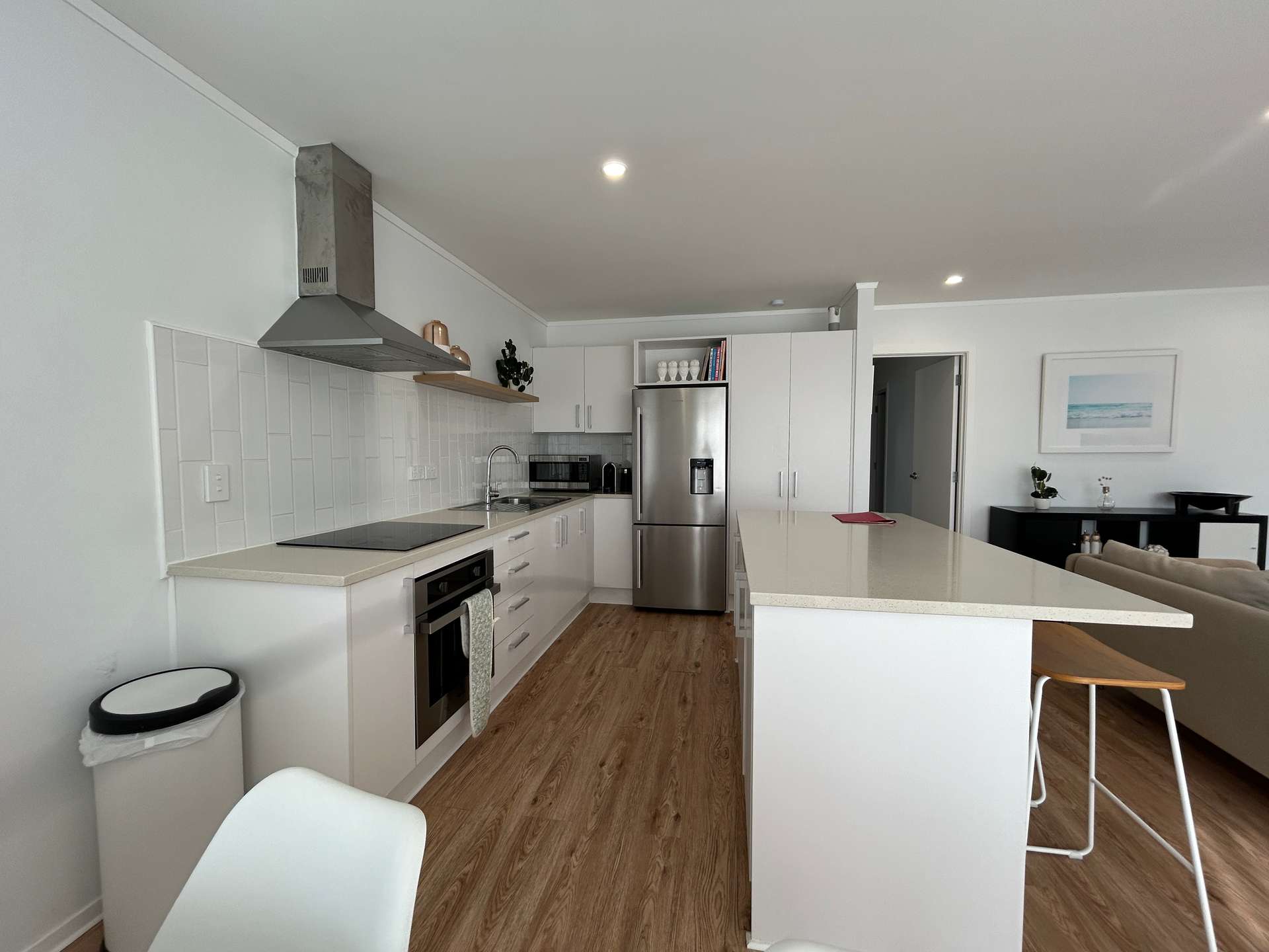 10 Hillside Avenue photo 2