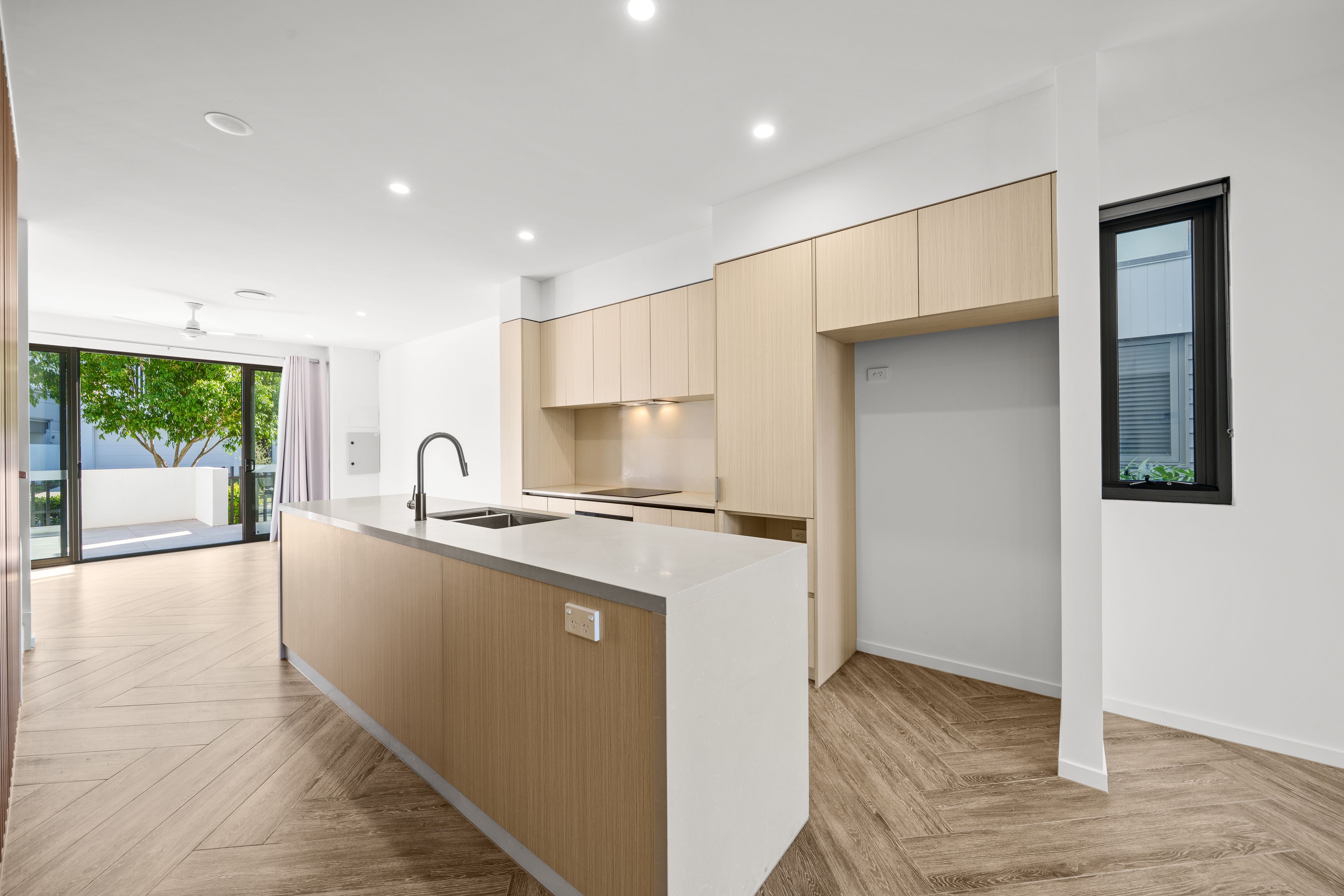 5604 Harbourview Drive, Hope Island, QLD 4212