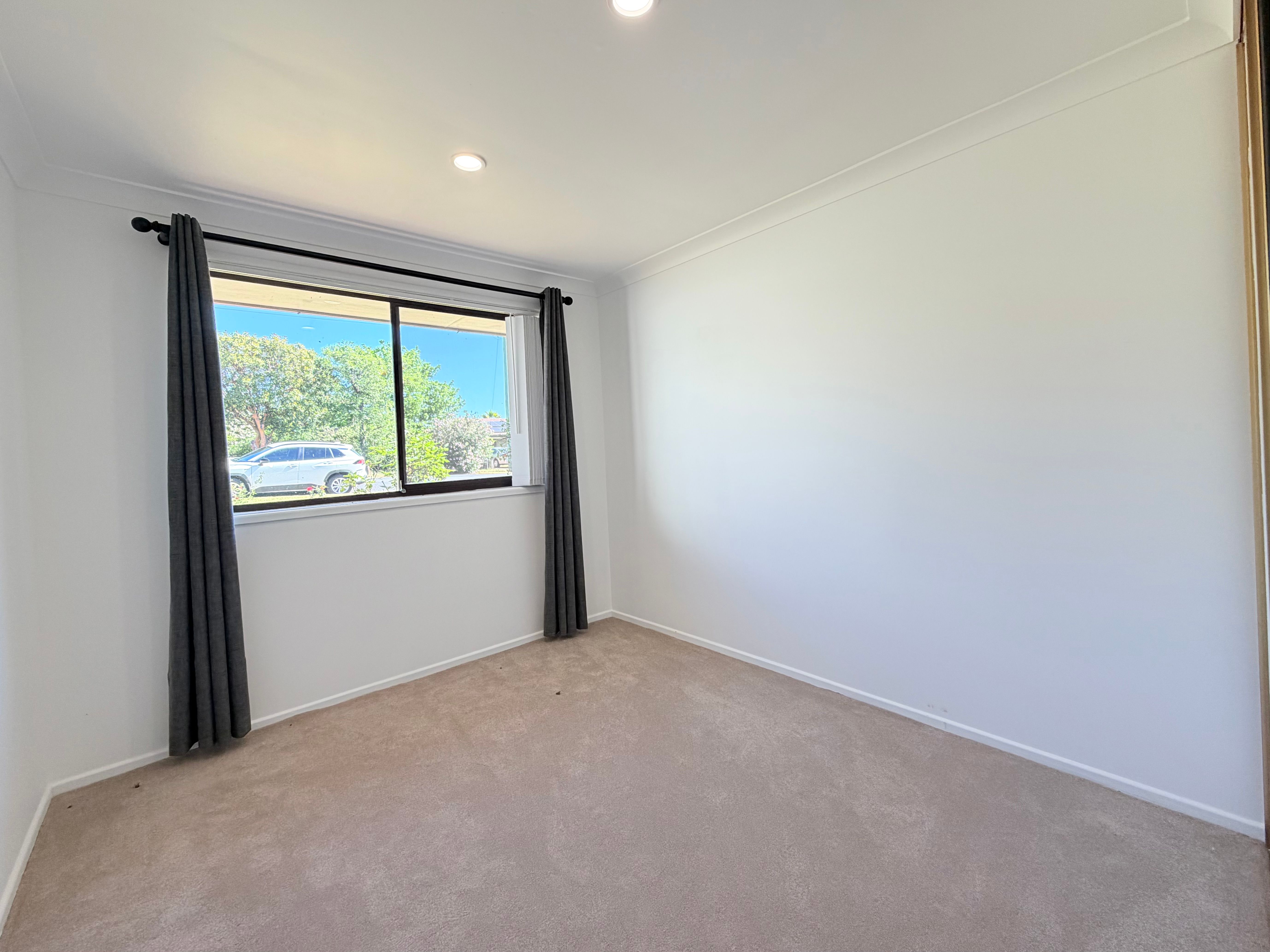 10 Medlyn Street — photo 8 of 12