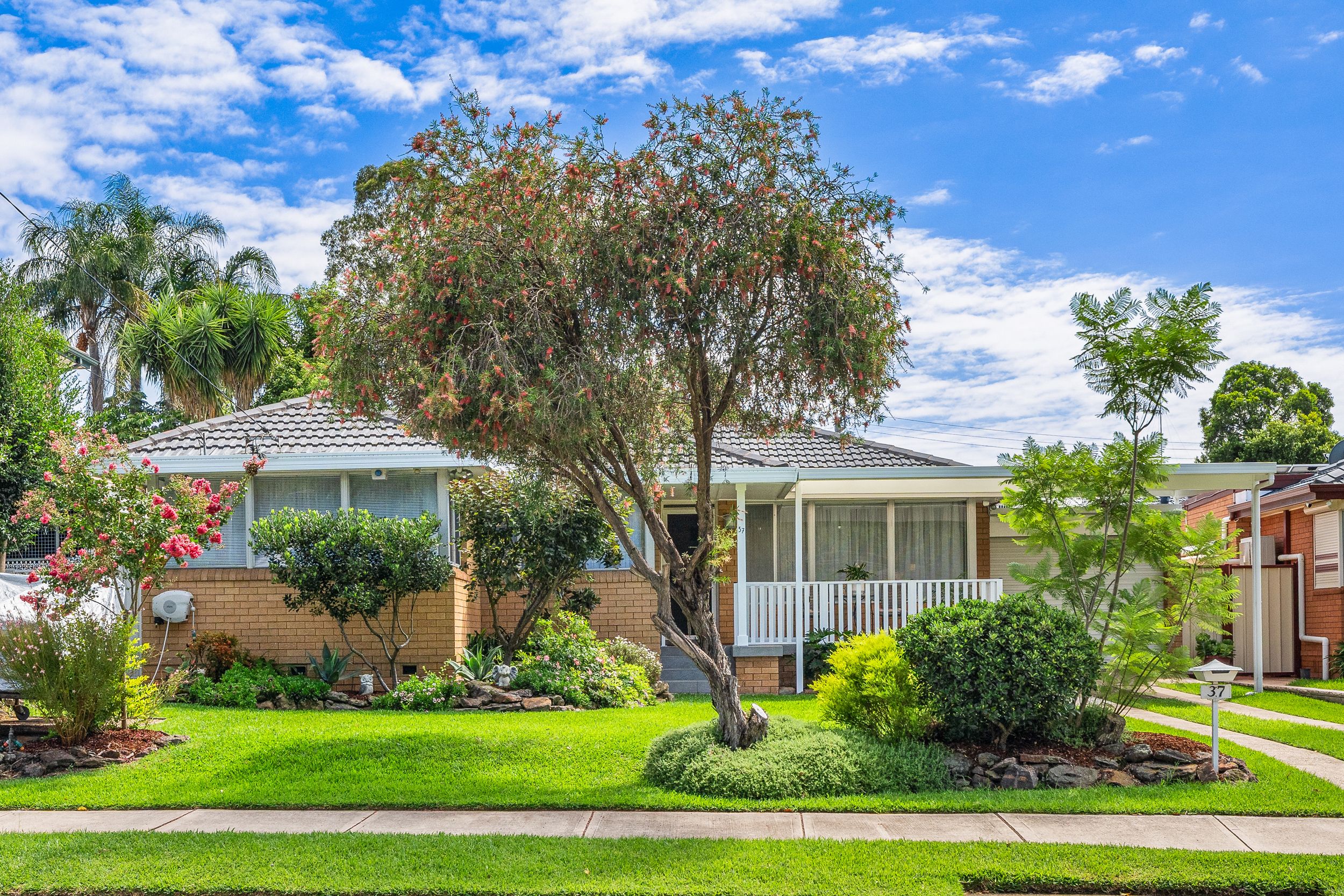 37 William Street, Cambridge Park, NSW