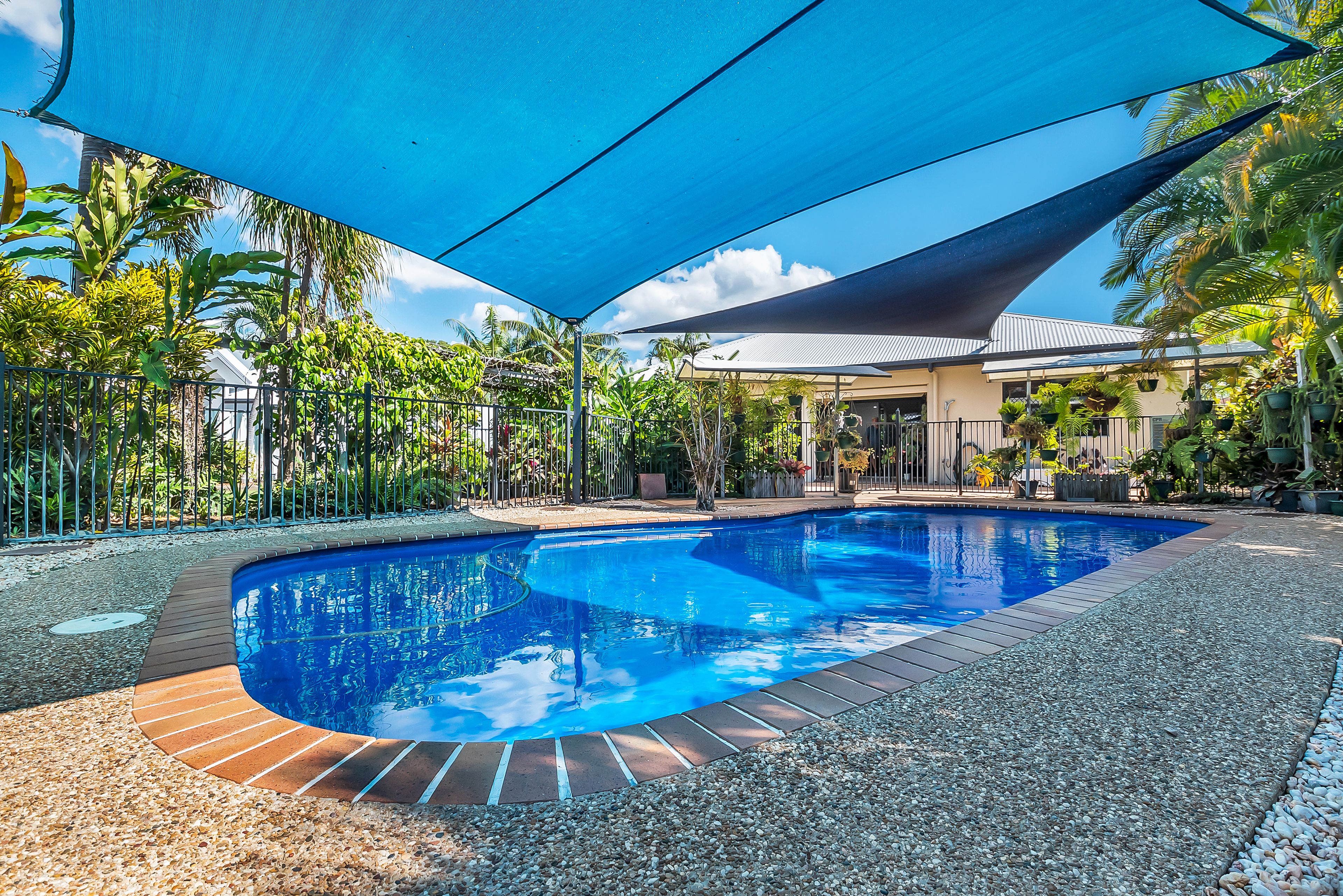 3 Hickory Court, Bushland Beach QLD 4818