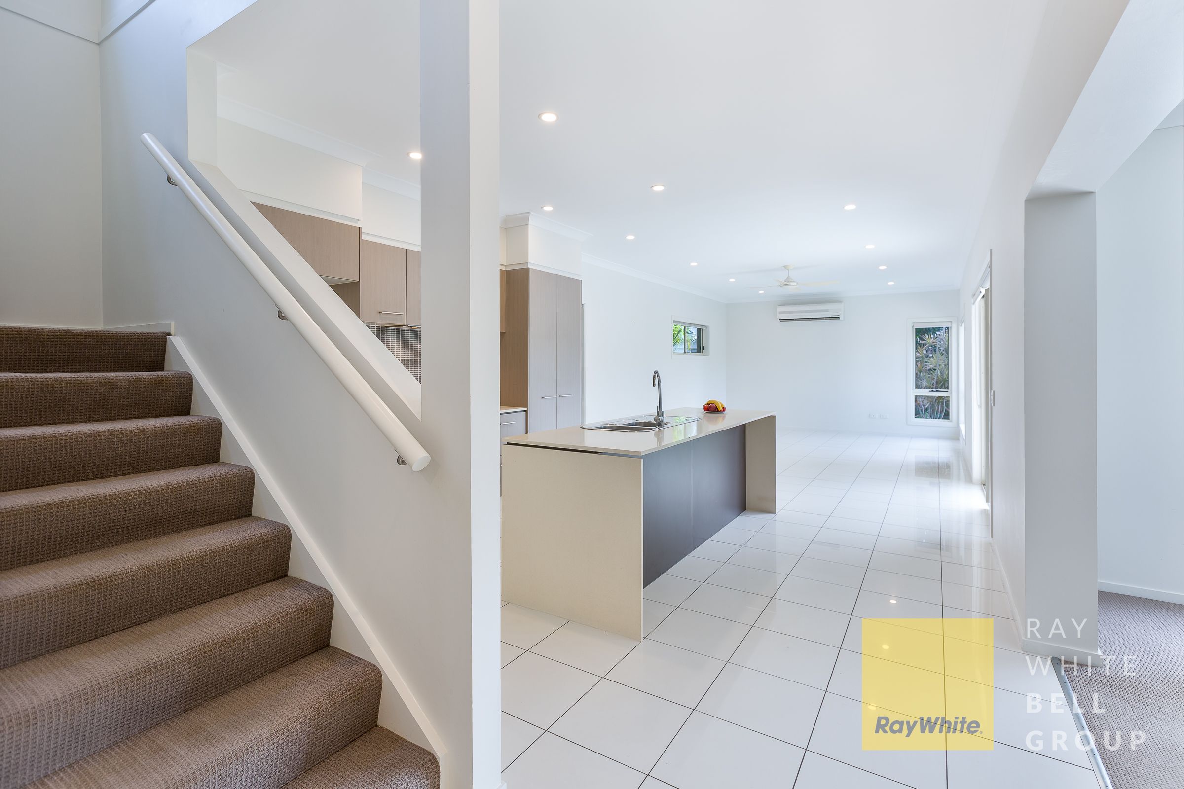 5 Galley Road, Hope Island, QLD 4212