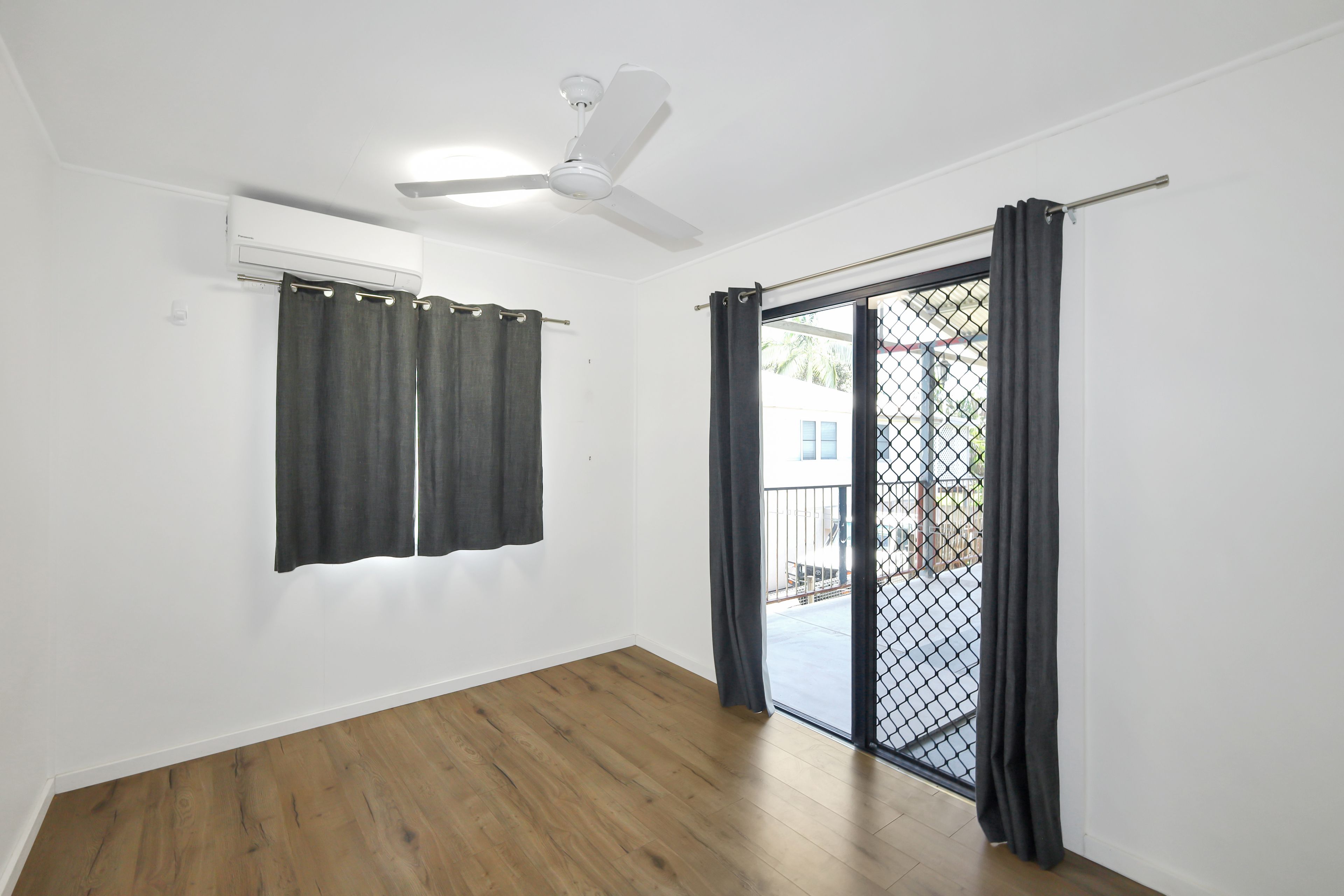25 Brooks Road — photo 6 of 13