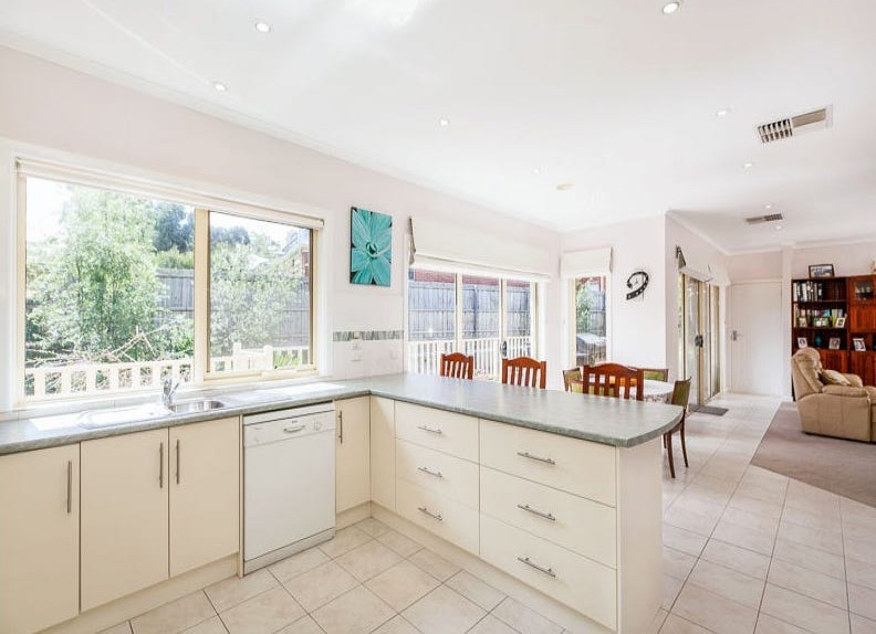 40 Diamond Views Drive, Diamond Creek, VIC 3089