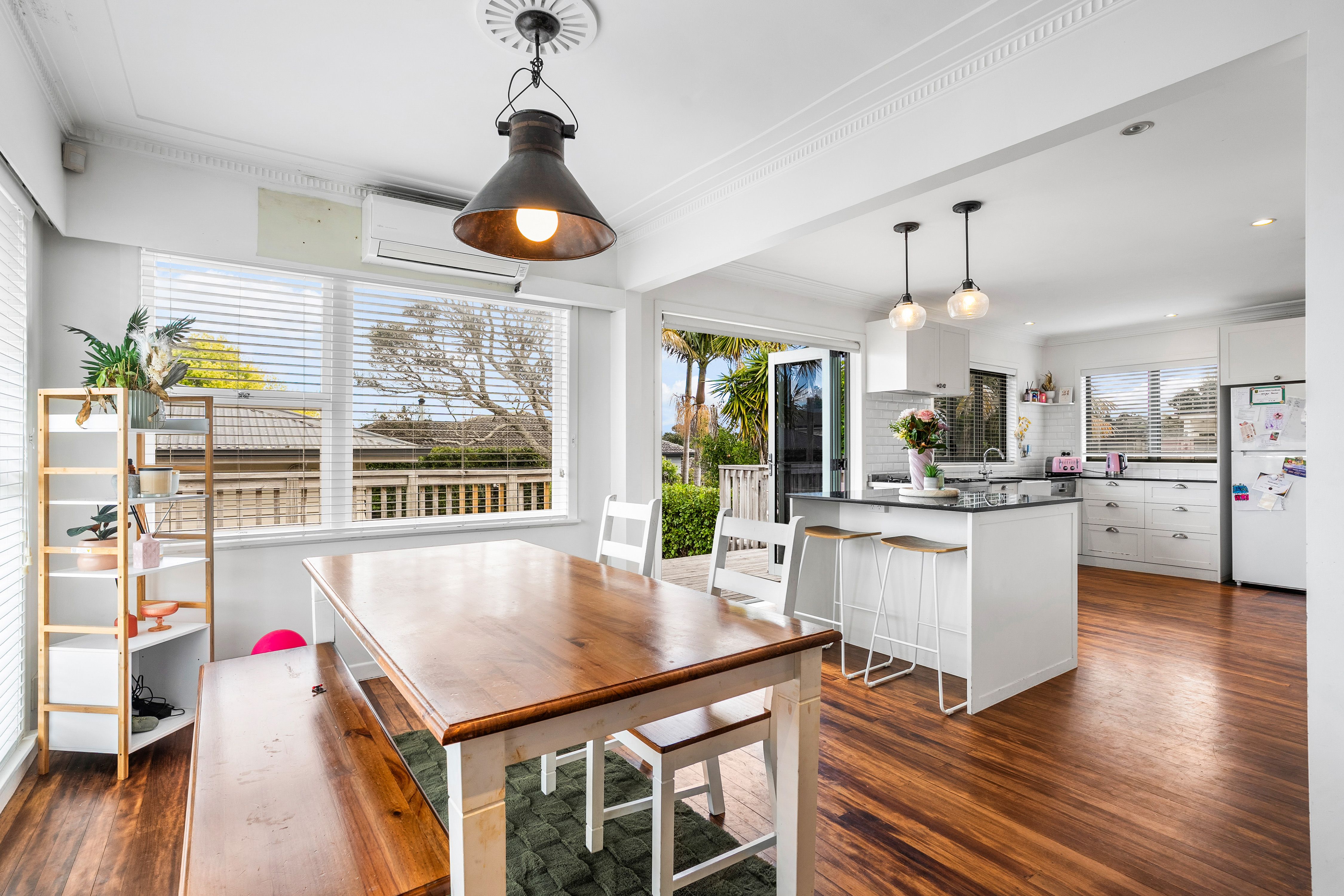 118 Taikata Road, Te Atatu Peninsula, Waitakere City