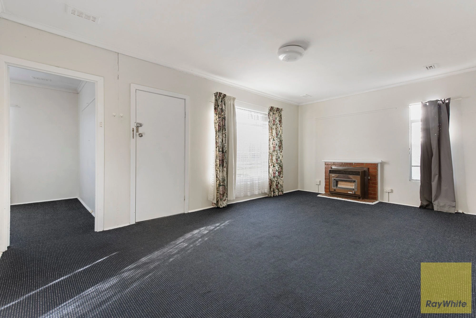 32 Charlesworth Street, Laverton, VIC 3028