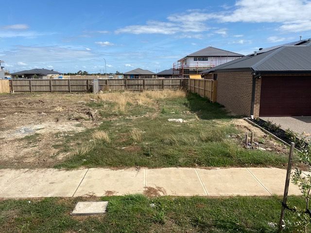 25 Kaduna Drive, Officer South, VIC 3809