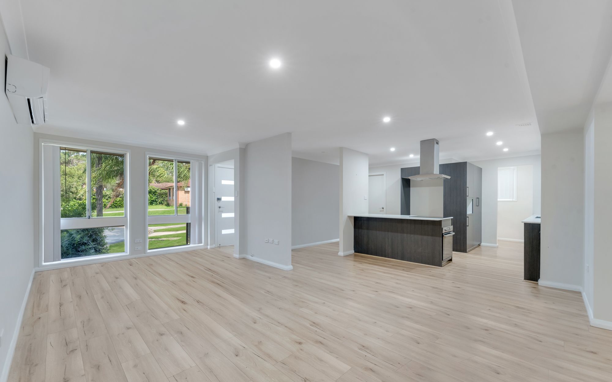 123 Helicia Road, Macquarie Fields, NSW 2564