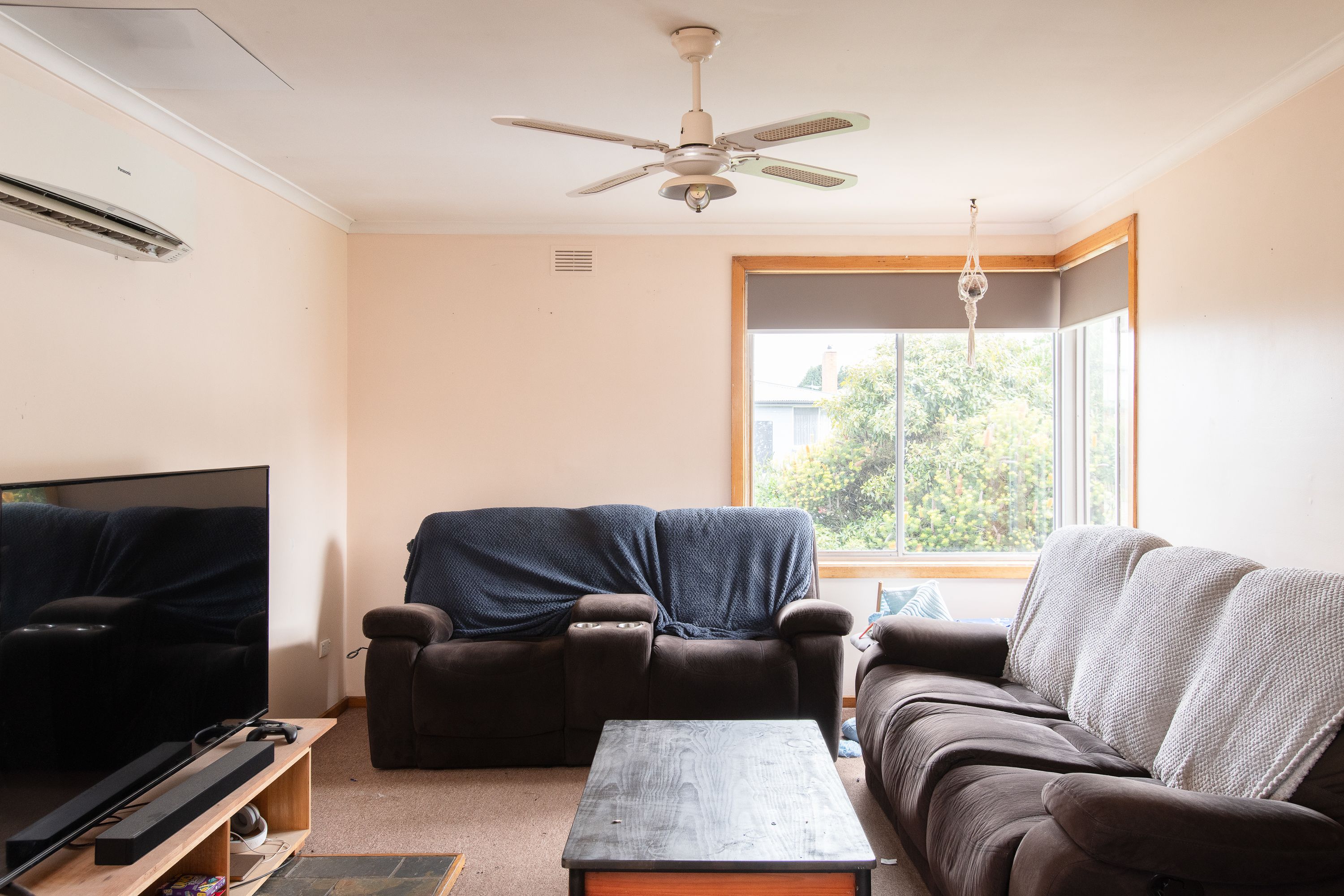 6 Quinn Avenue — photo 3 of 9