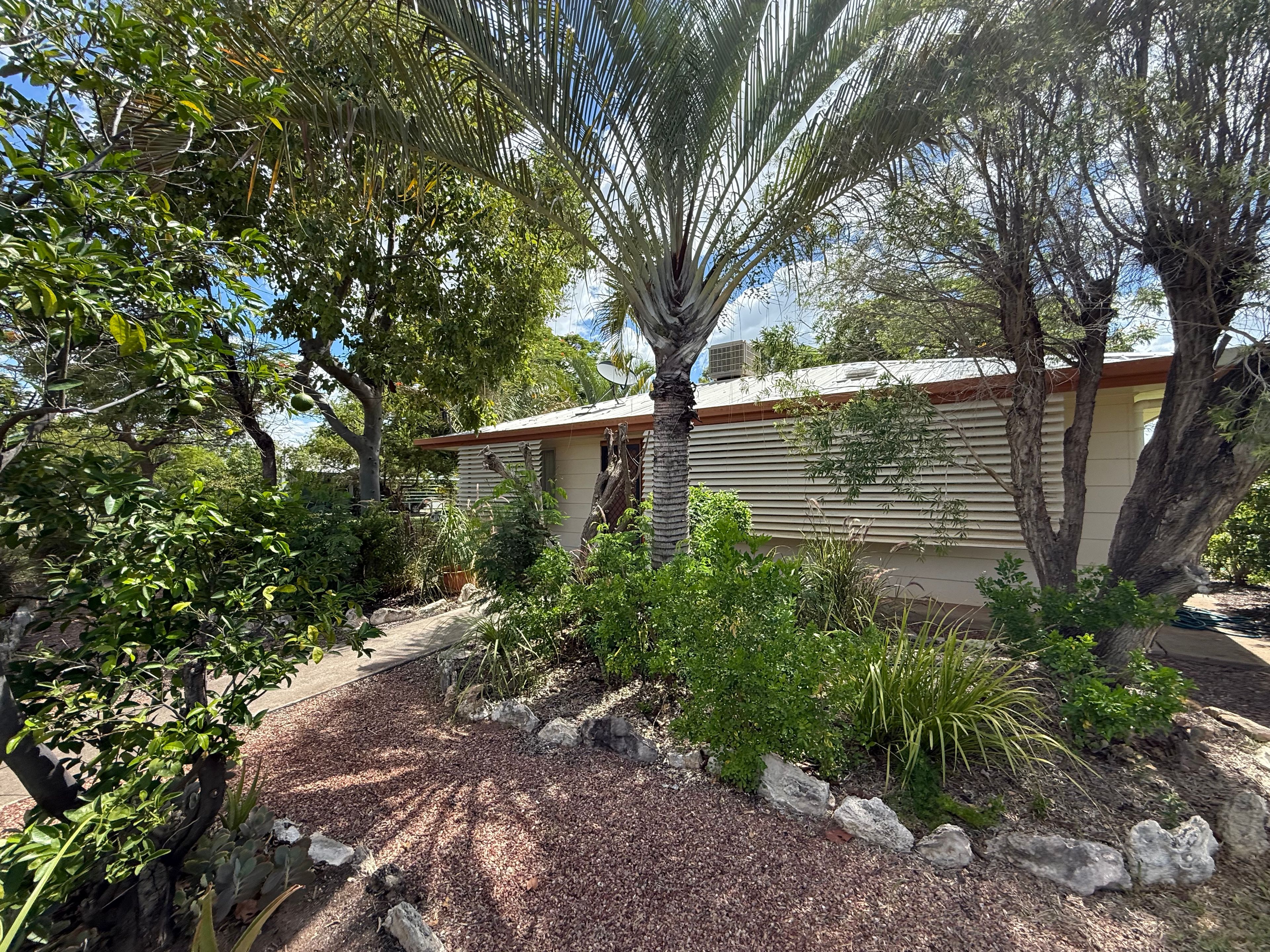 28 Cedar Street, Barcaldine, QLD 4725