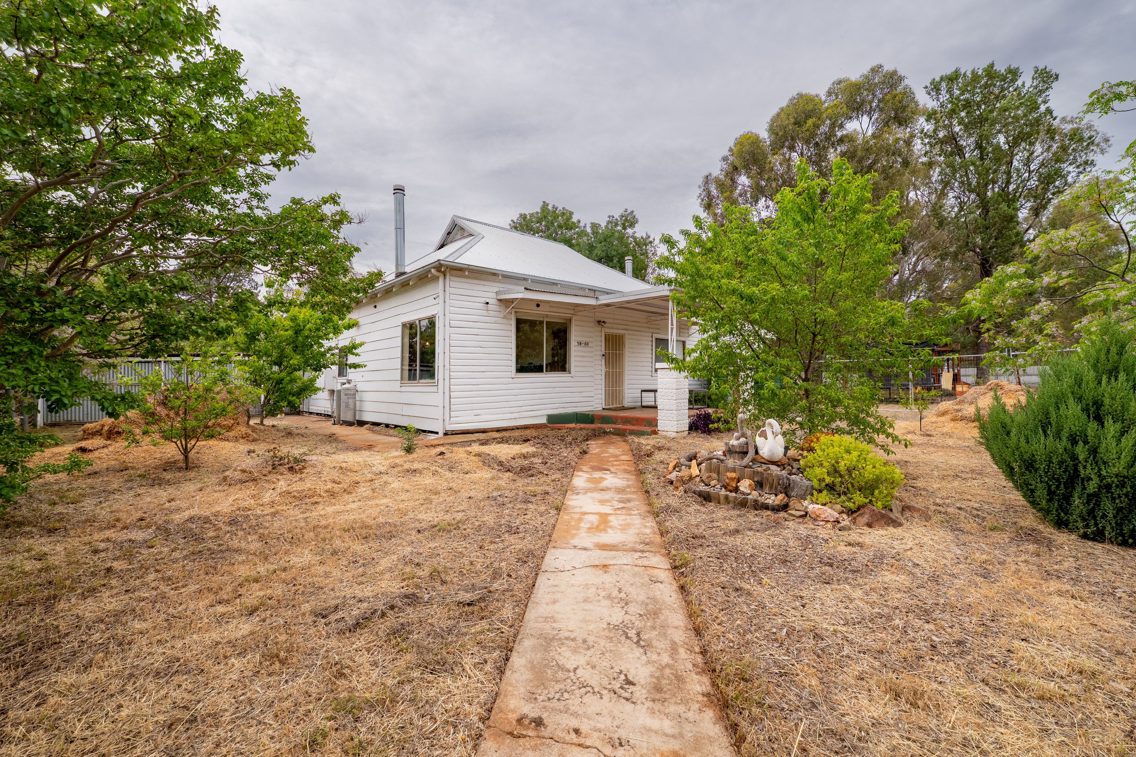 58-60 Devlin Street, Matong, NSW 2652