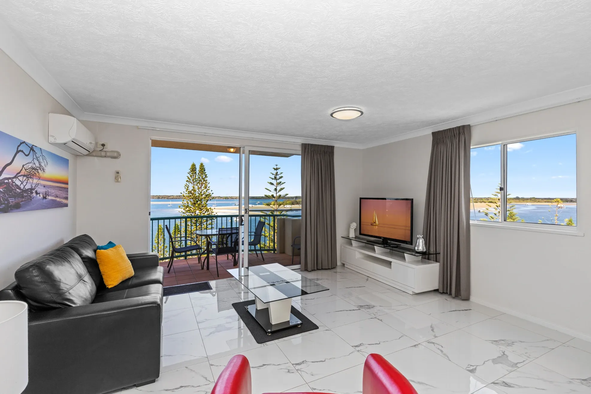 28/484-488 Marine Parade — photo 4 of 10