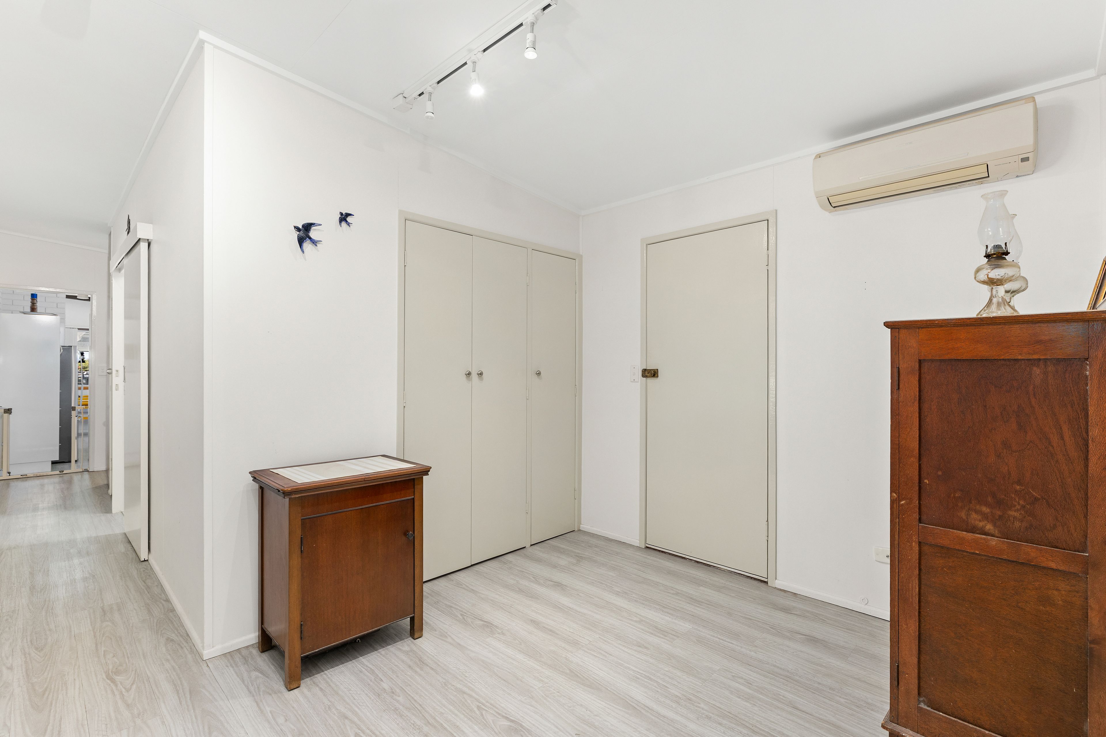 4 Ross Street — photo 9 of 19