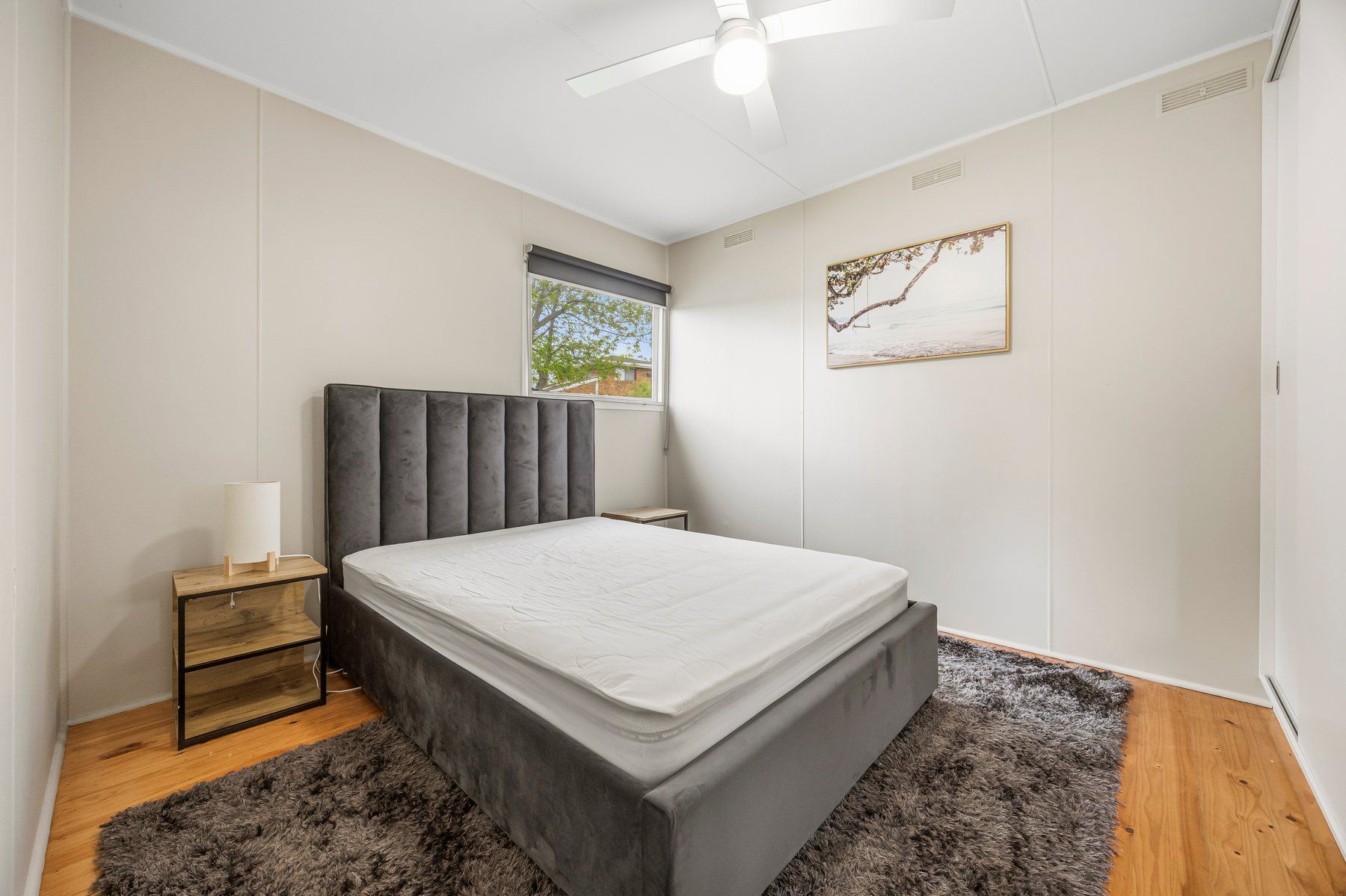 2/4 Sutherland Street — photo 8 of 12