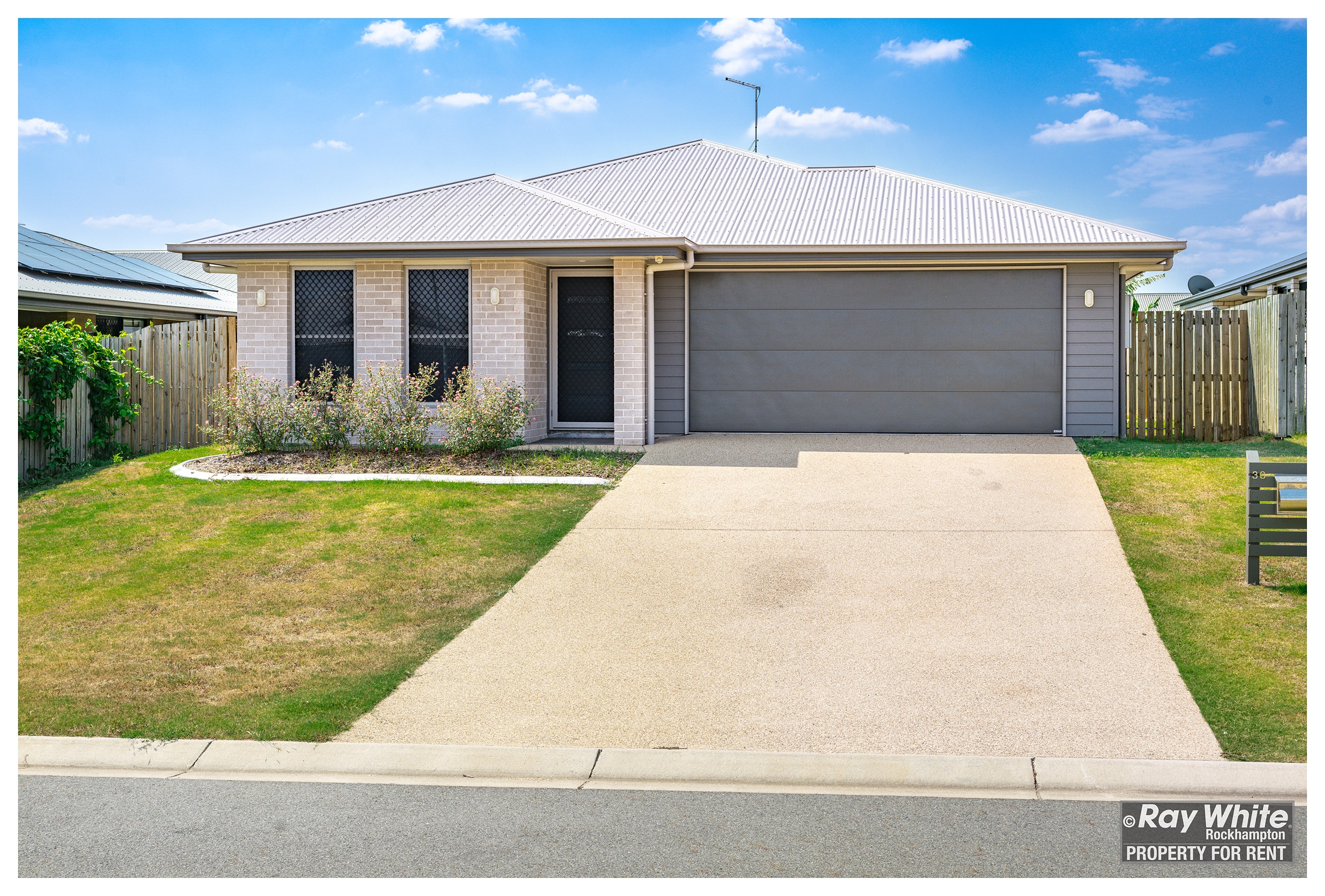 33 Varsity Crescent, Norman Gardens, QLD 4701