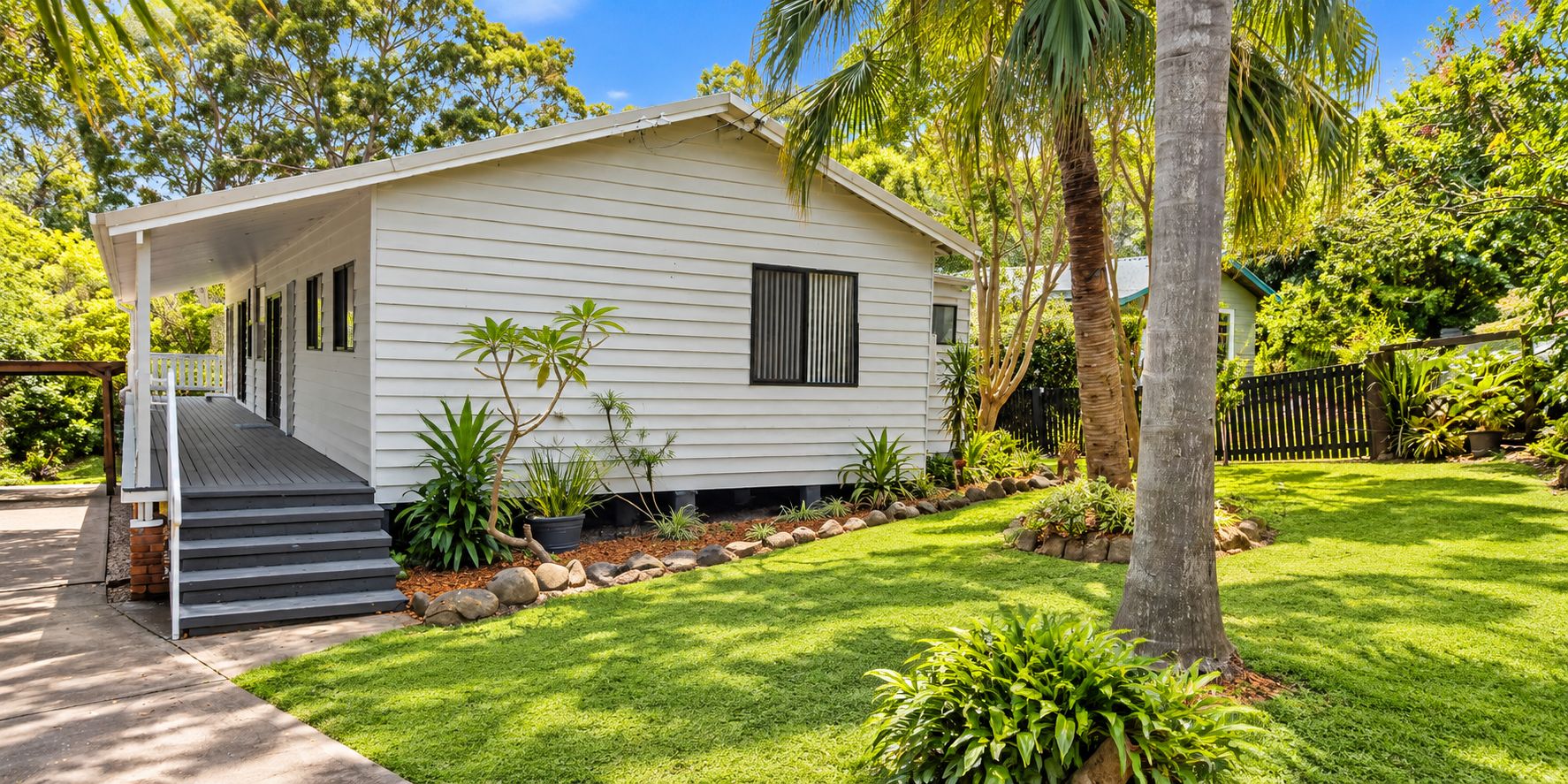 8 Rees Street — photo 12 of 12