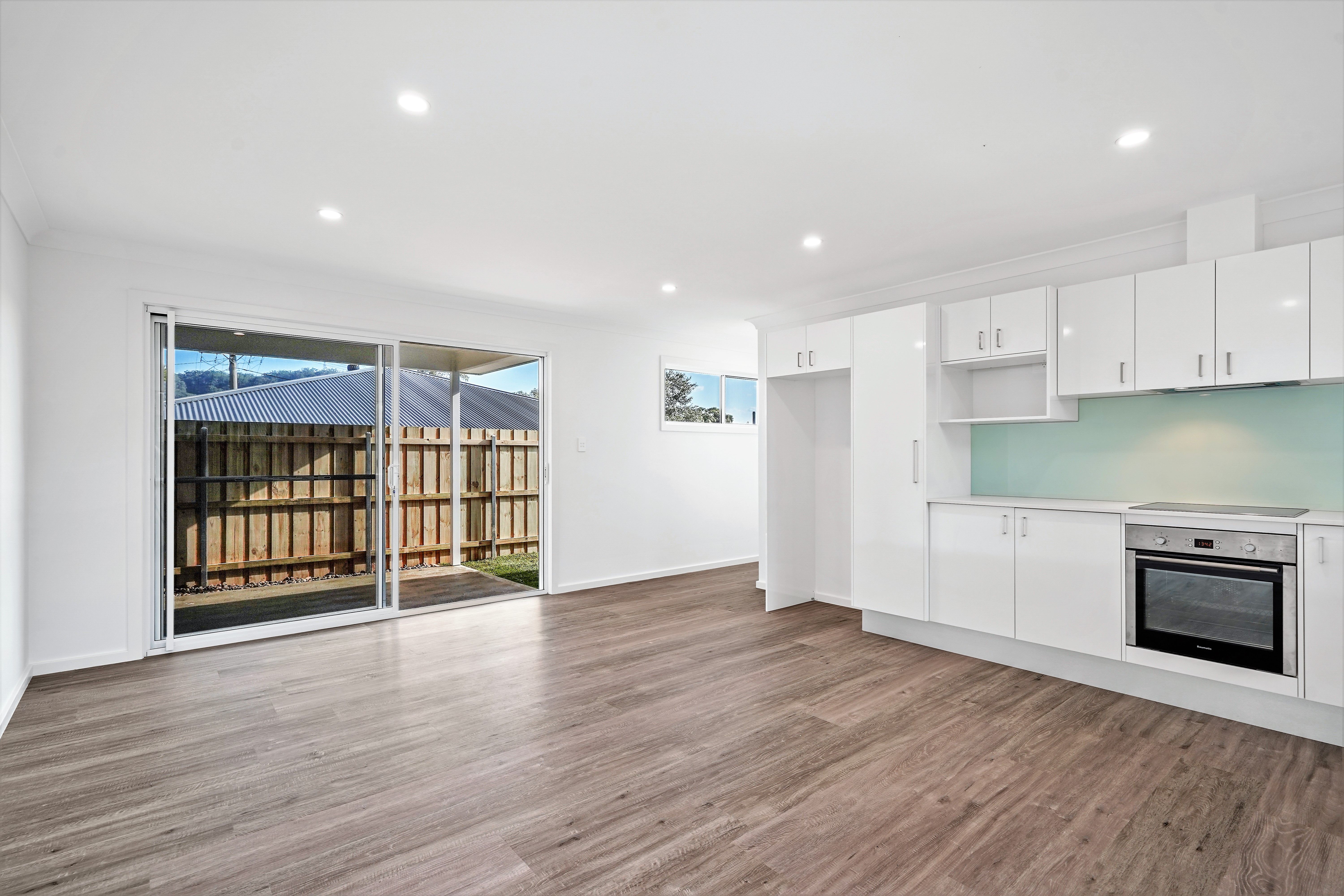 124A Glennie Street — photo 3 of 6