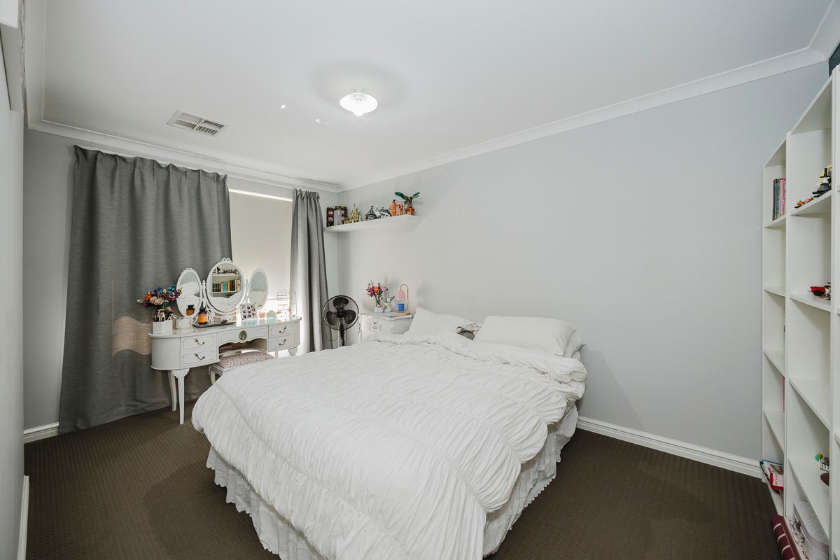 9 Ashmore Avenue — photo 18 of 28