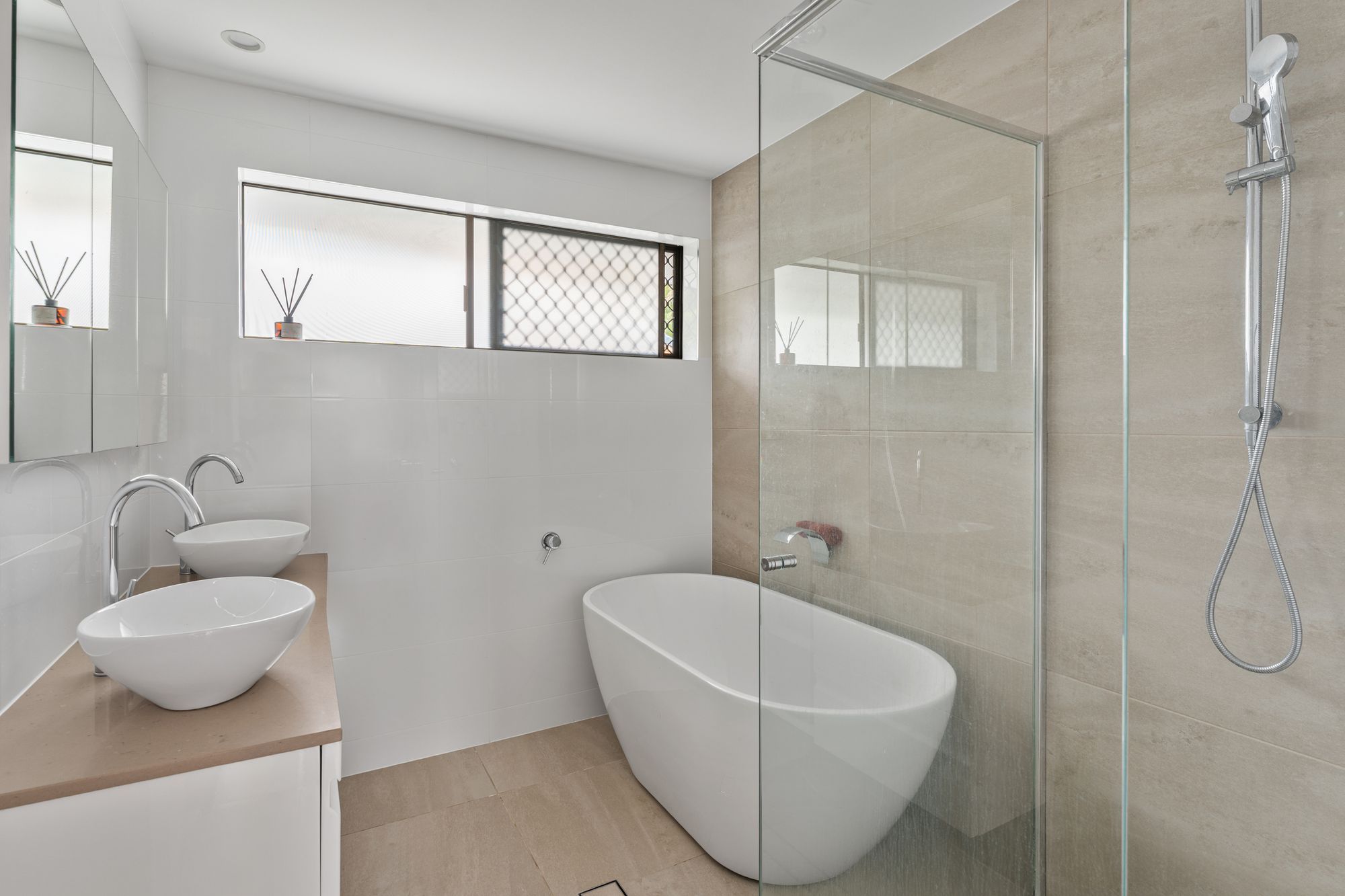 33 Sandringham Drive — photo 21 of 30