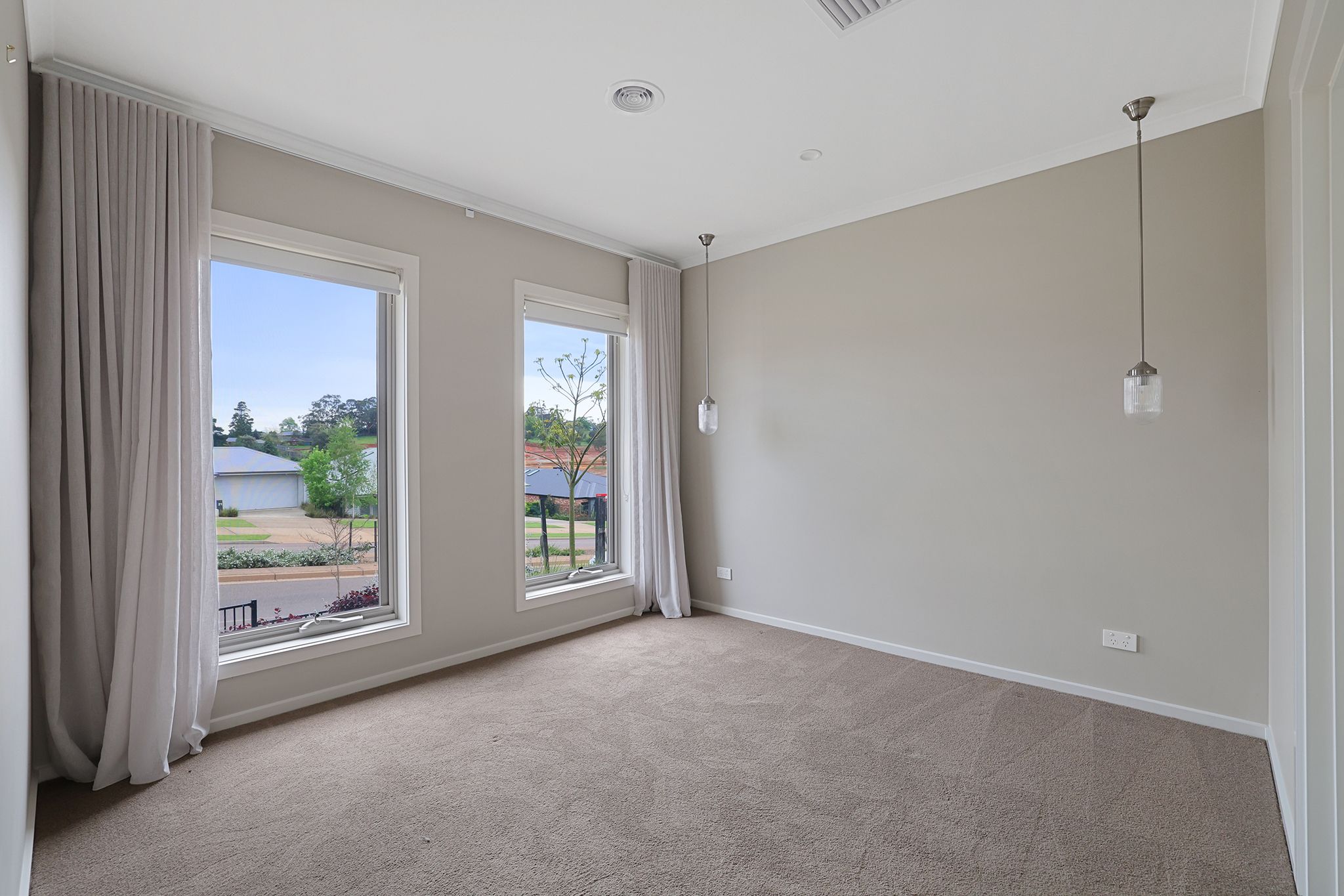 18 Illawarra Boulevard — photo 9 of 30