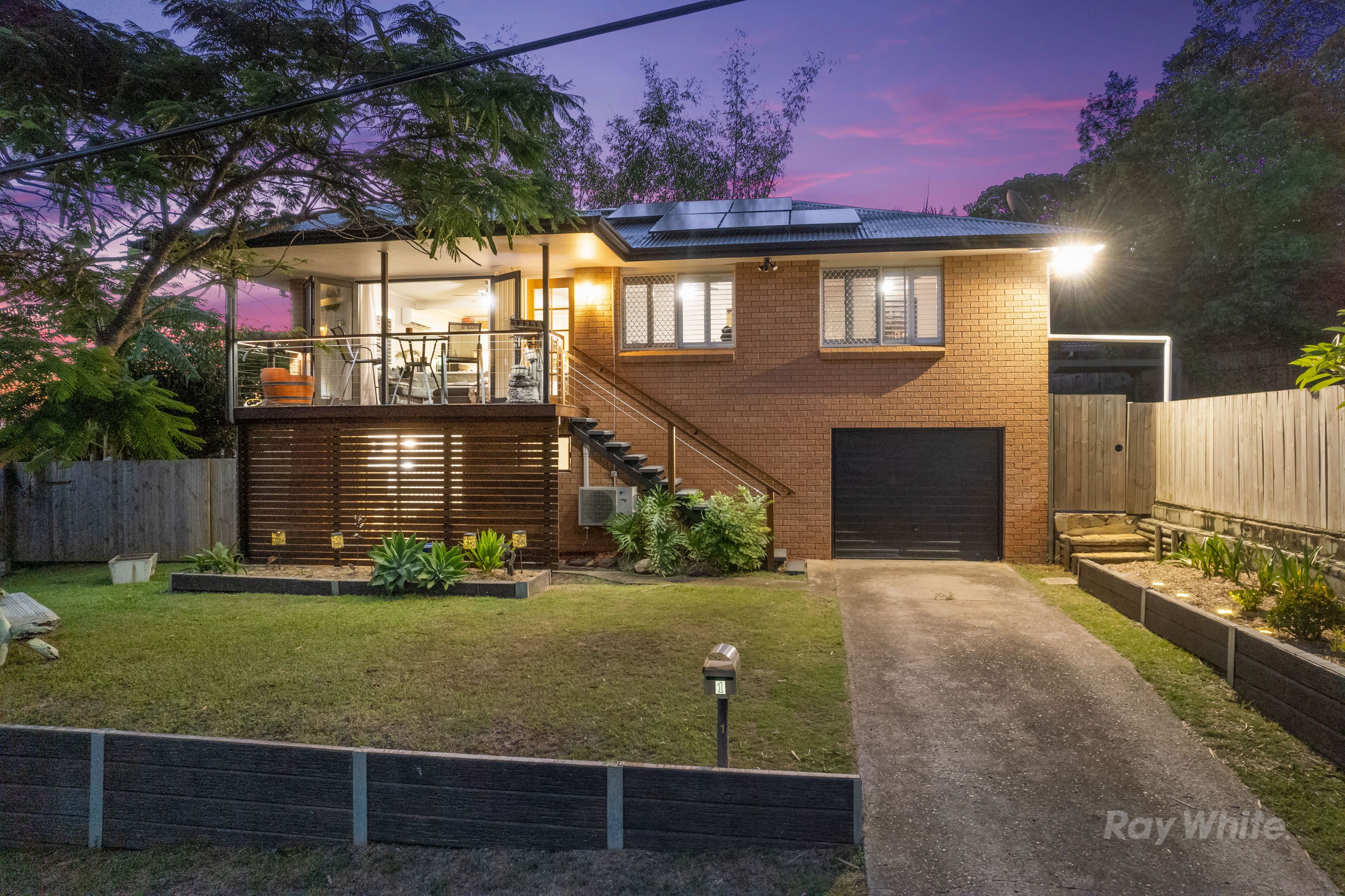 1 Collin Court, Kingston, QLD 4114