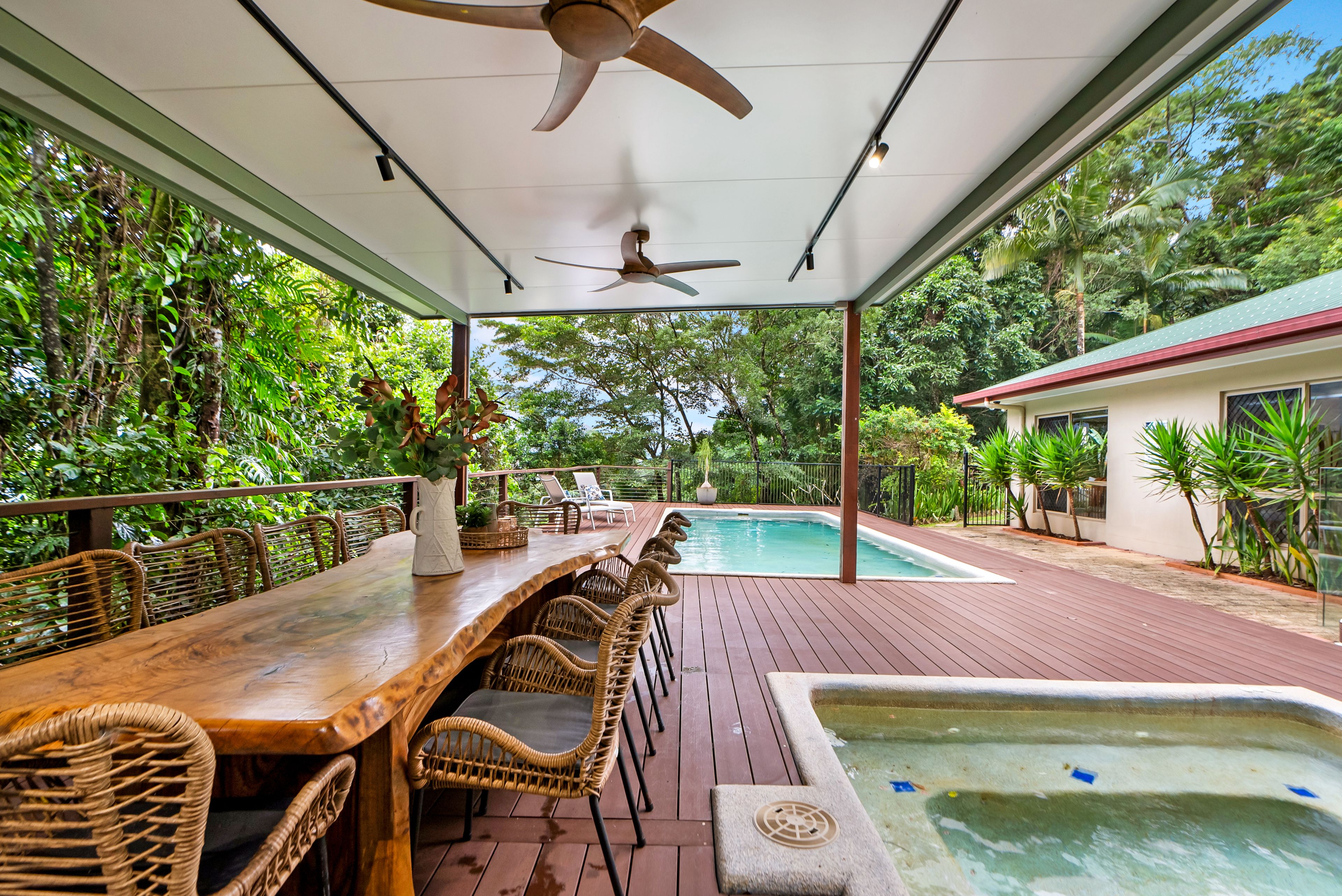 70 Fairley Street, Redlynch, QLD 4870