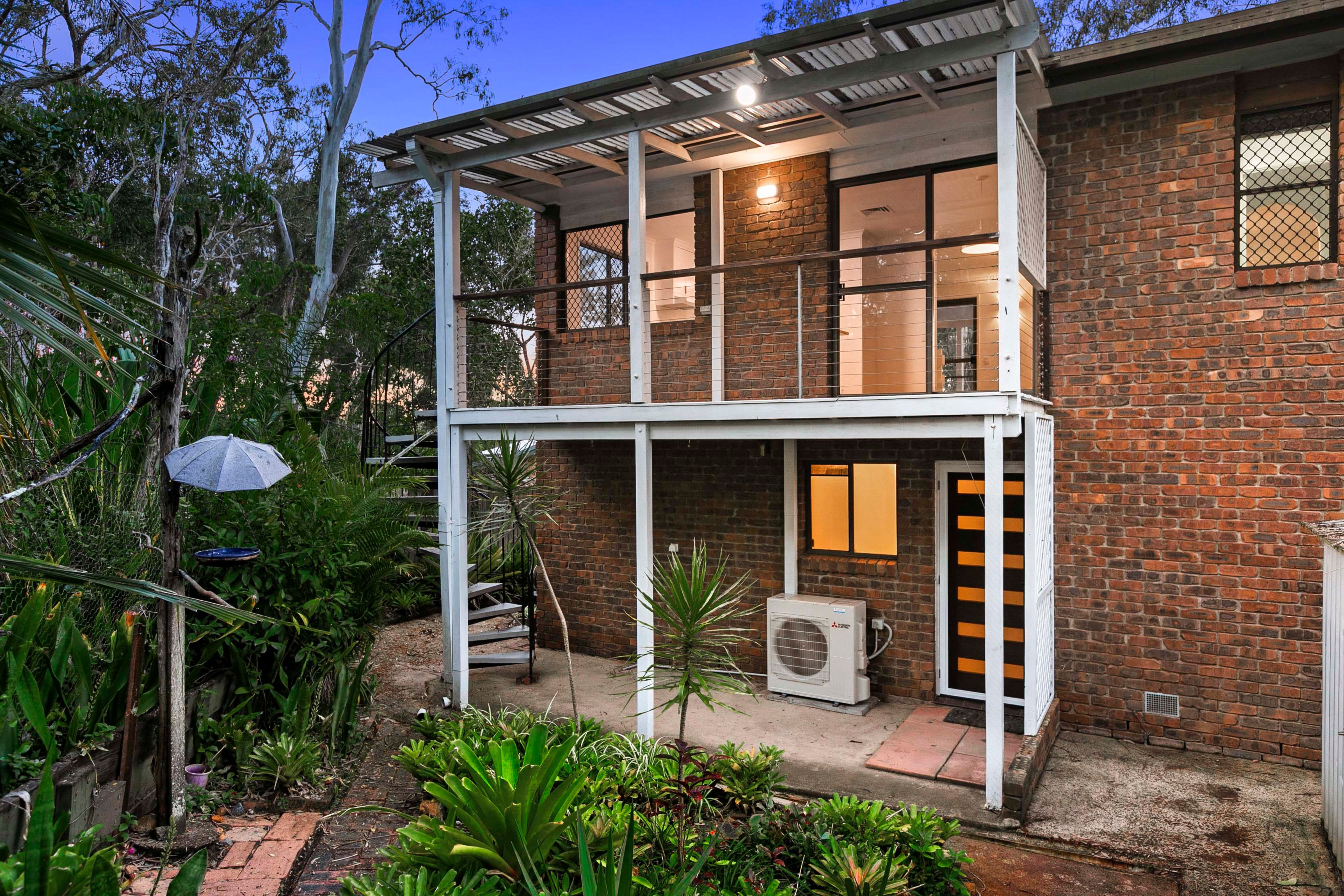 18/415-417 Boat Harbour Drive, Torquay, QLD 4655