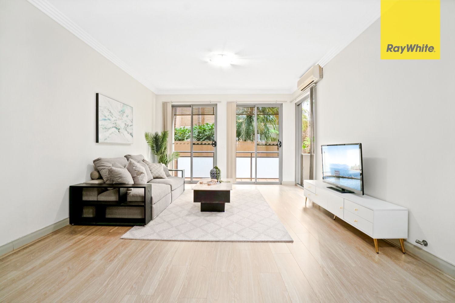 1/22-24A Parkside Lane, Westmead, NSW 2145