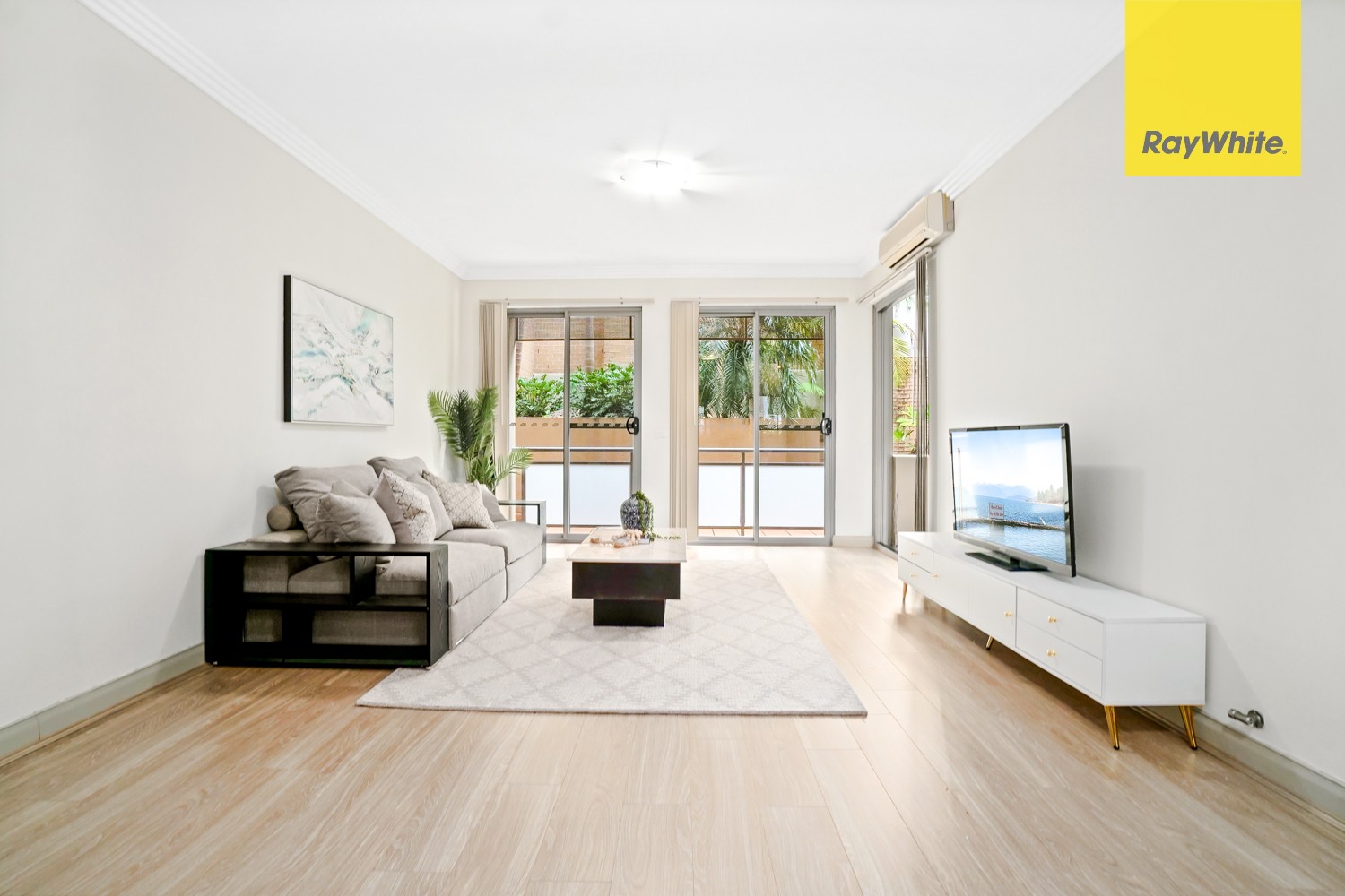 1/22-24A Parkside Lane, Westmead, NSW 2145