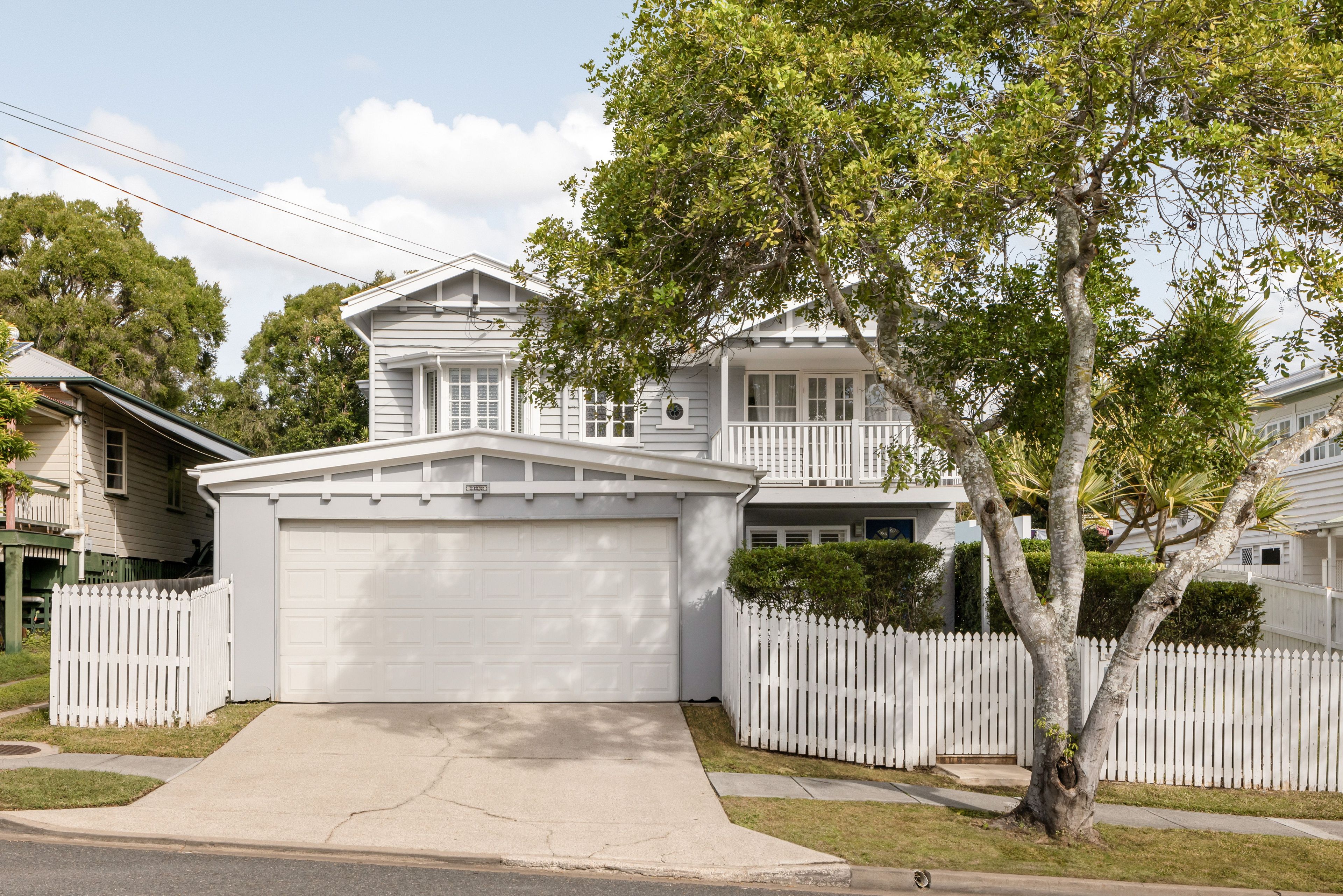 33 Macrossan Avenue, Norman Park, QLD 4170