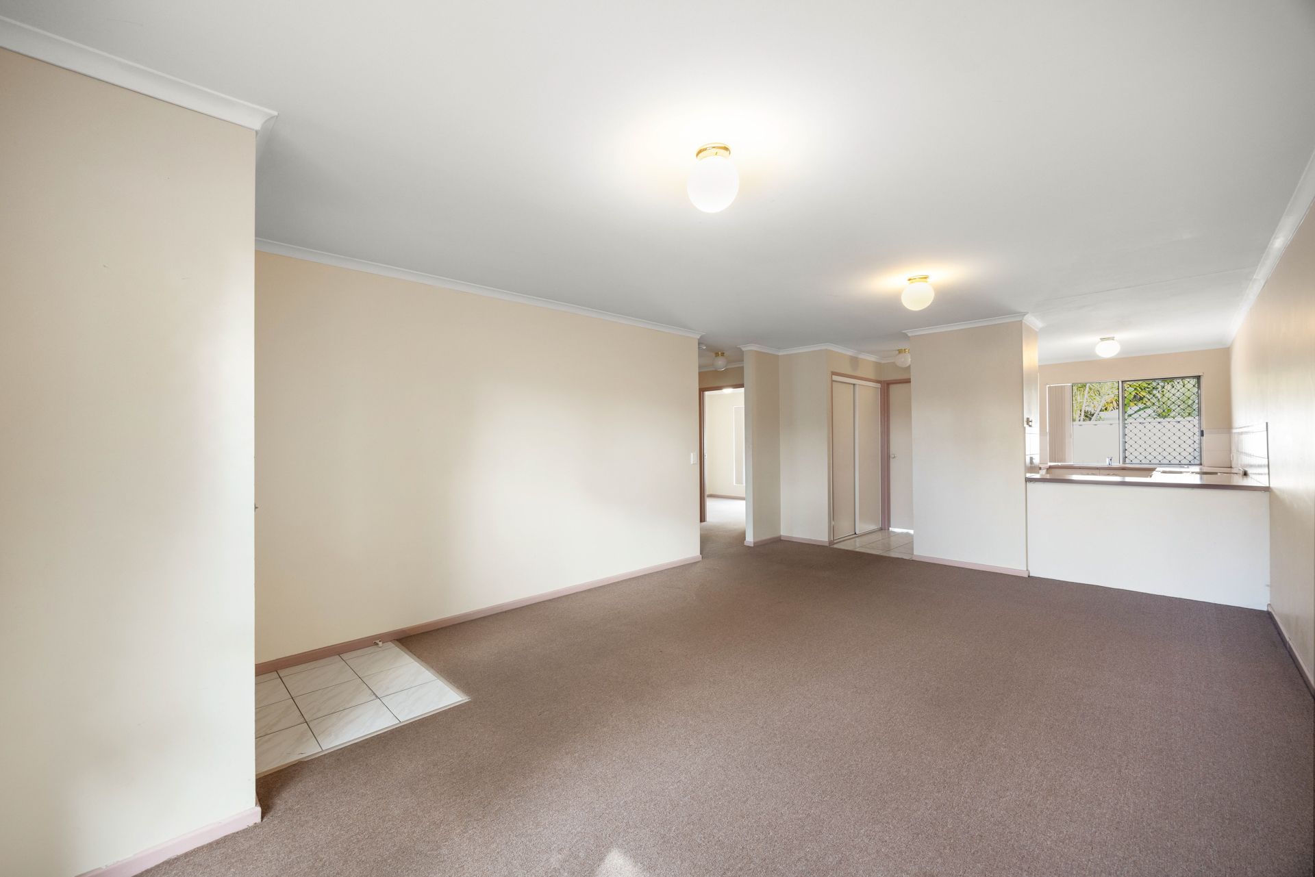 2/5 Karome Street, Pacific Paradise, QLD 4564