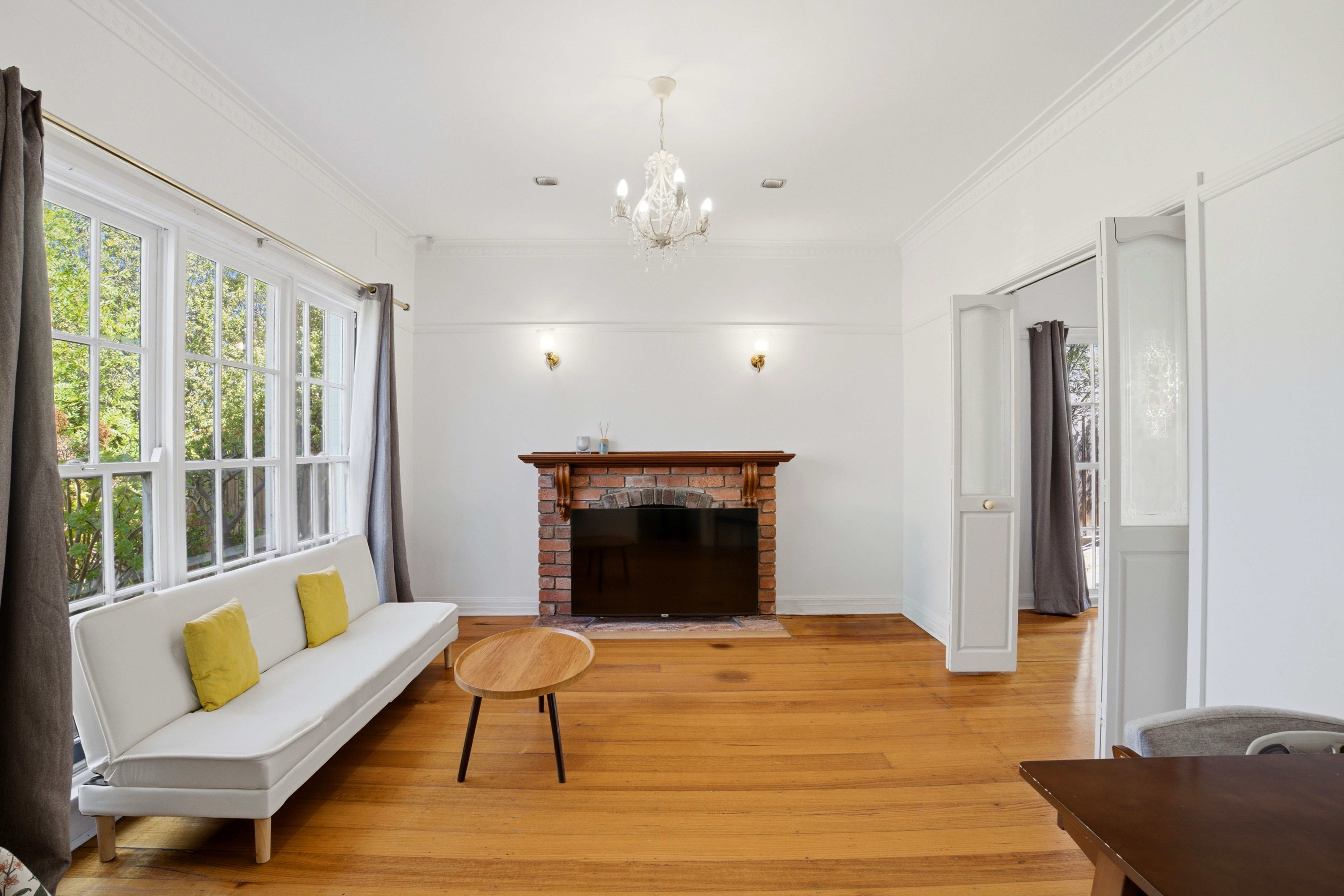 15 Lansdown Street — photo 3 of 11