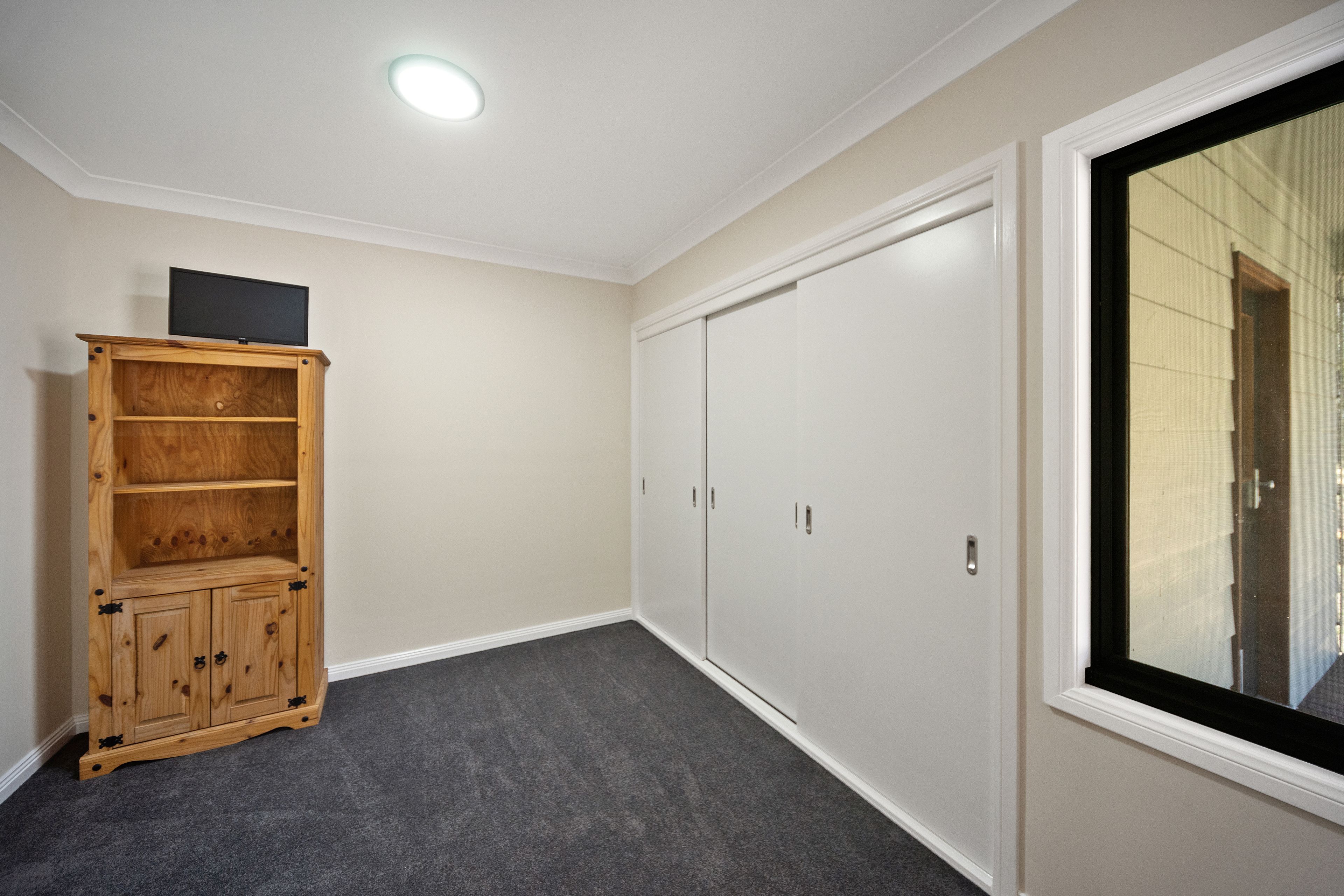 40 Bunyanvale Road — photo 11 of 30