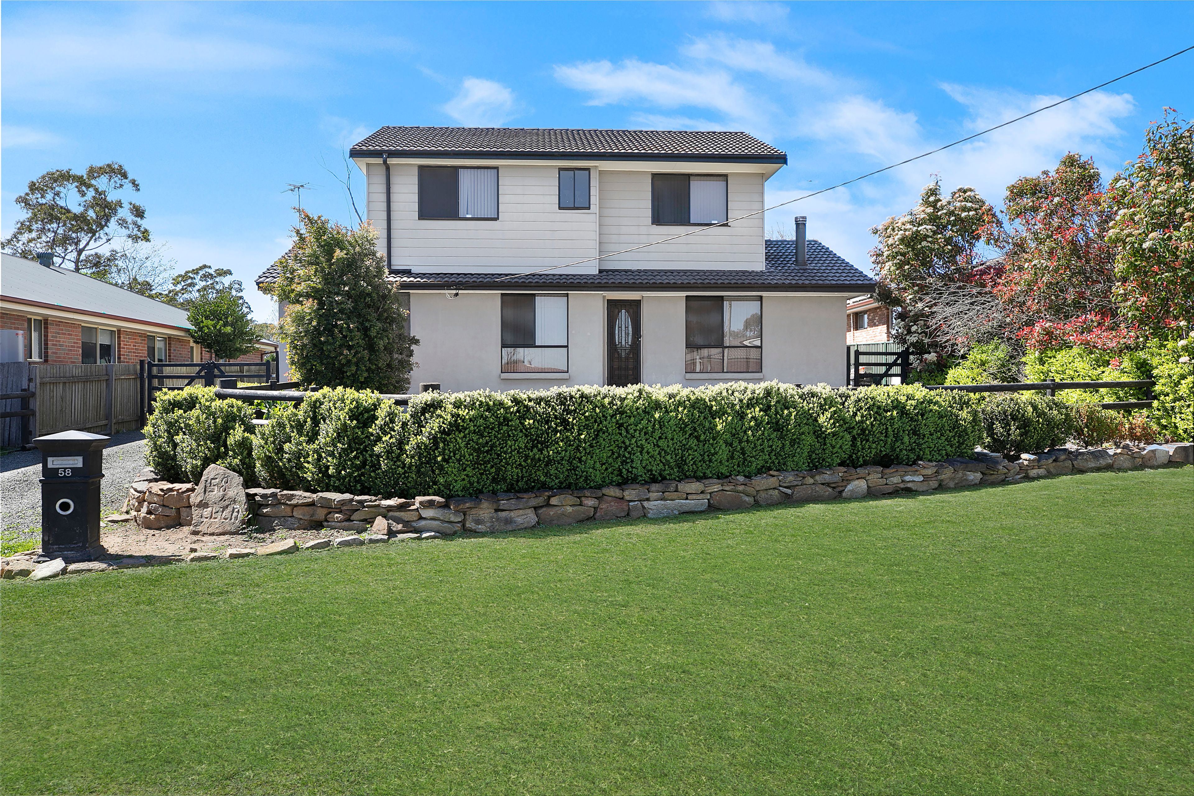 58 Ella Street, Hill Top NSW 2575