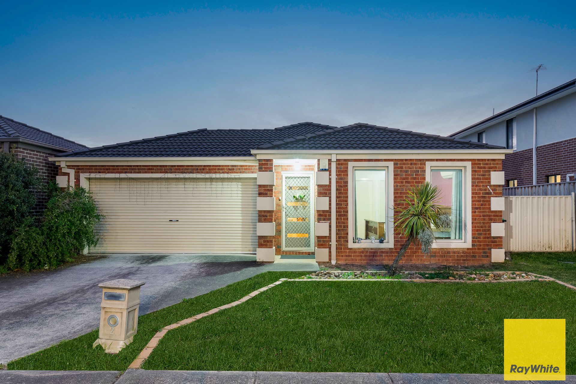 2 Taronga Road, Truganina VIC 3029