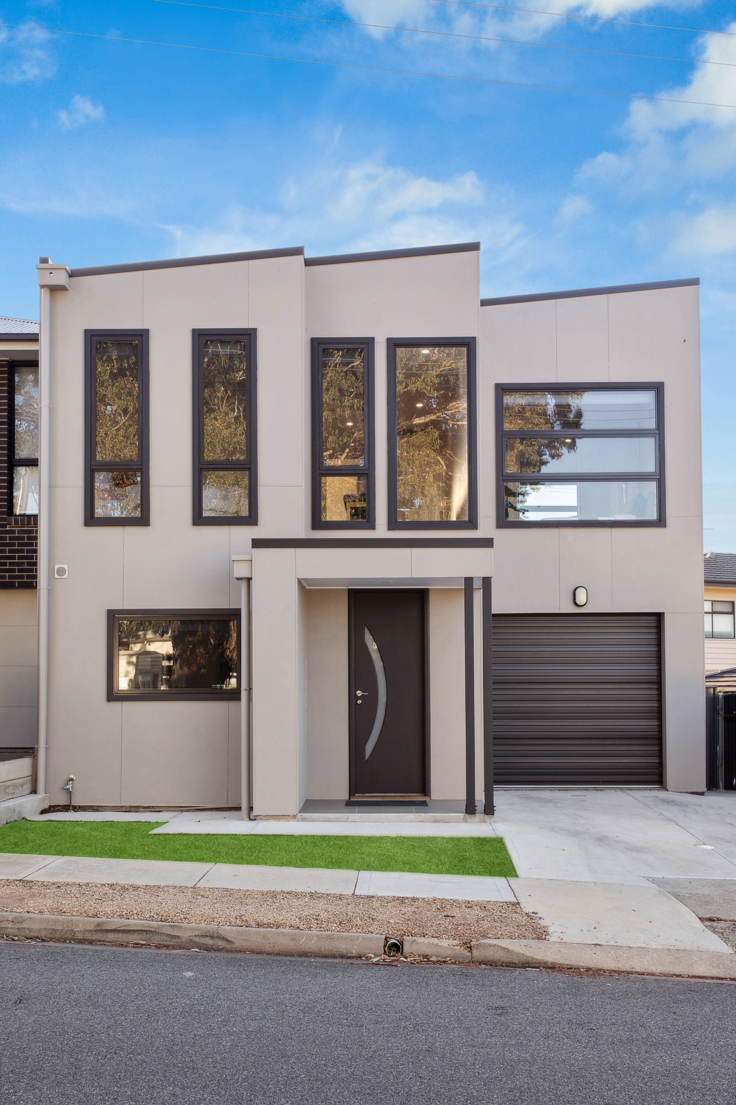 9A Taunton Parade, Christies Beach SA 5165